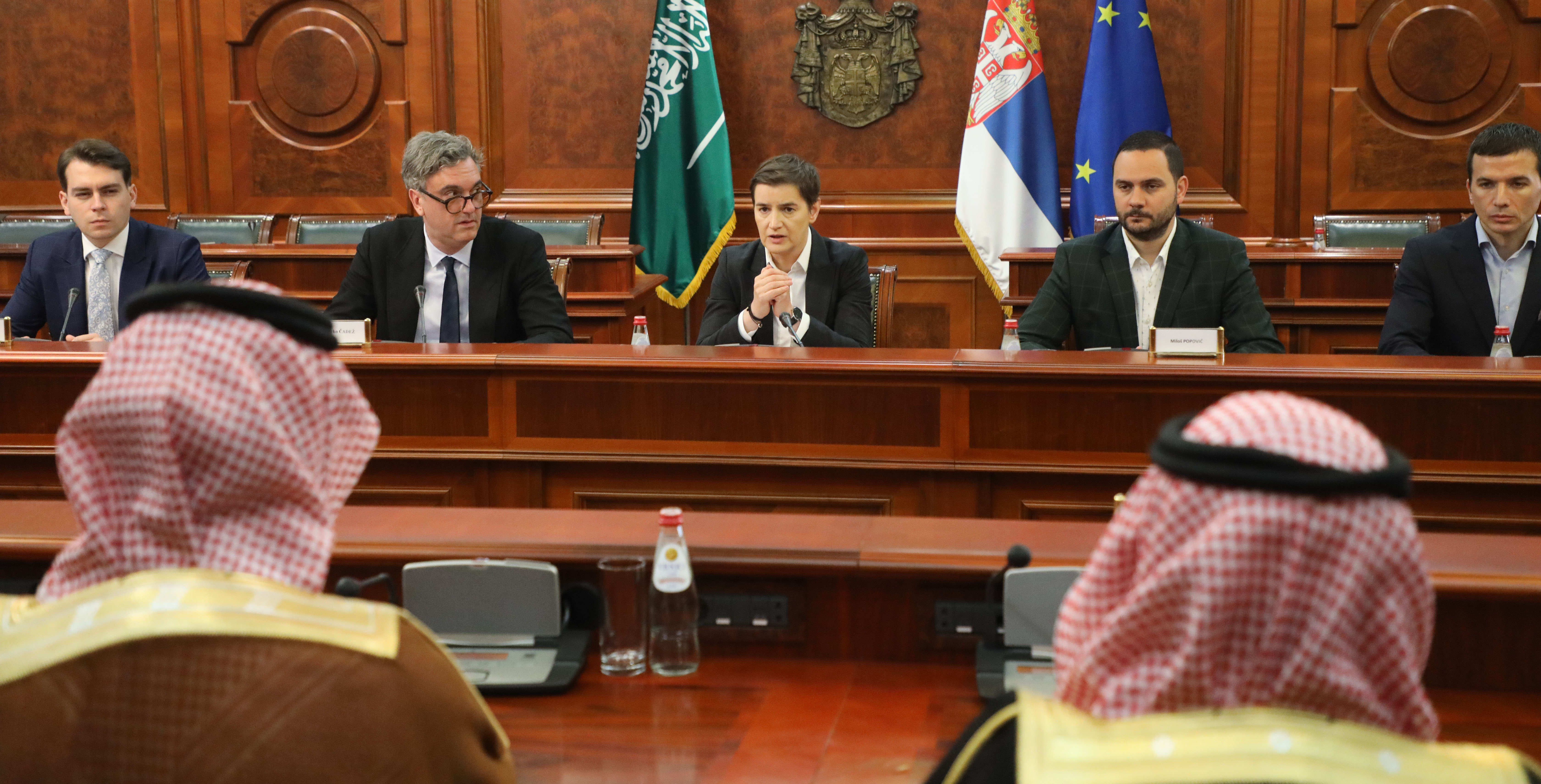 Beograd, 22. juna 2022.- Predsednica Vlade Republike Srbije Ana Brnabic sastala se danas sa ministrom turizma Kraljevine Saudijske Arabije Ahmedom Akilom el Hatibom. FOTO TANJUG/ VLADA REPUBLIKE SRBIJE/ SLOBODAN MILJEVIC/ nr