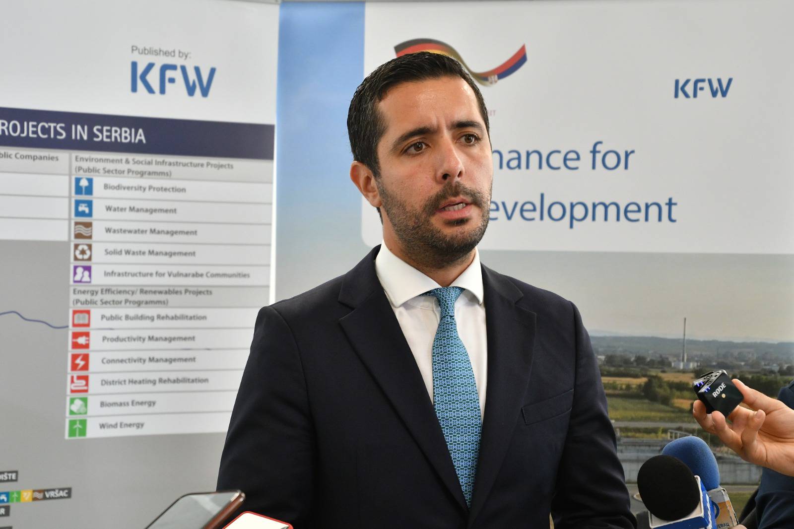 TOMISLAV MOMIROVIC U KRUSEVCU