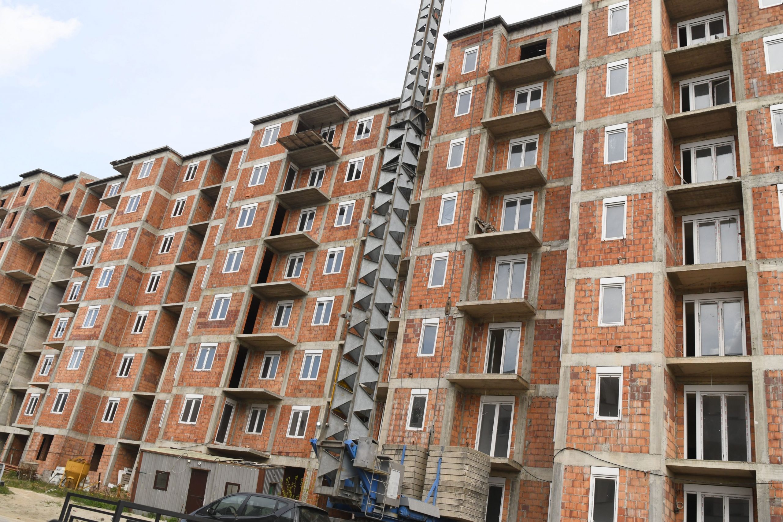Beograd 19.04.2022. bespravna gradnja, divlja gradnja, zgrada, zgrade, gradilište, nelegalna gradnja Mirijevo Ulica Vlastimira Djuze Stoiljkovica, Braća Stajić Foto: Goran Srdanov/ Nova.rs