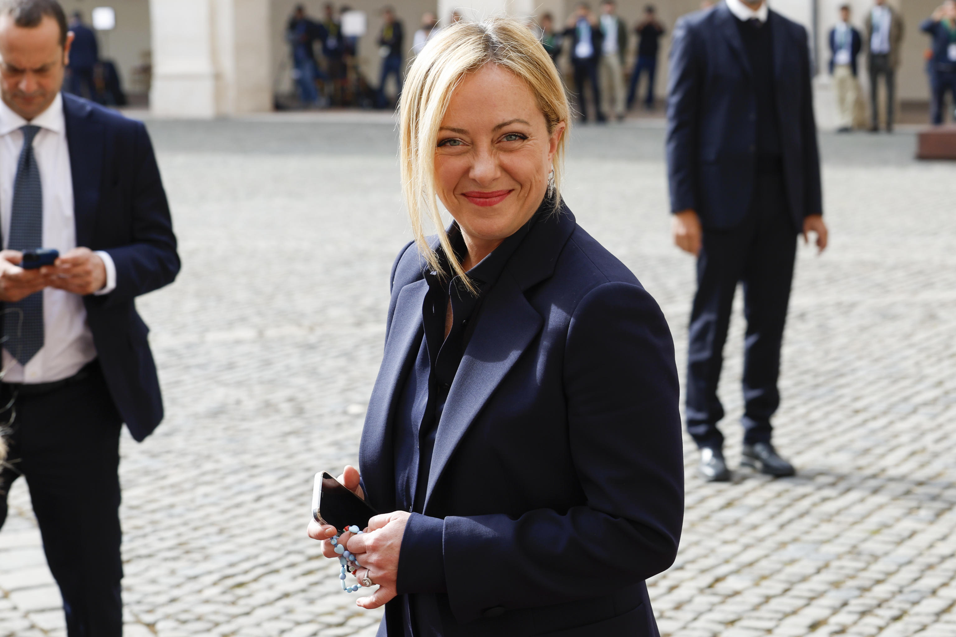Italy holds political consultations to form new government