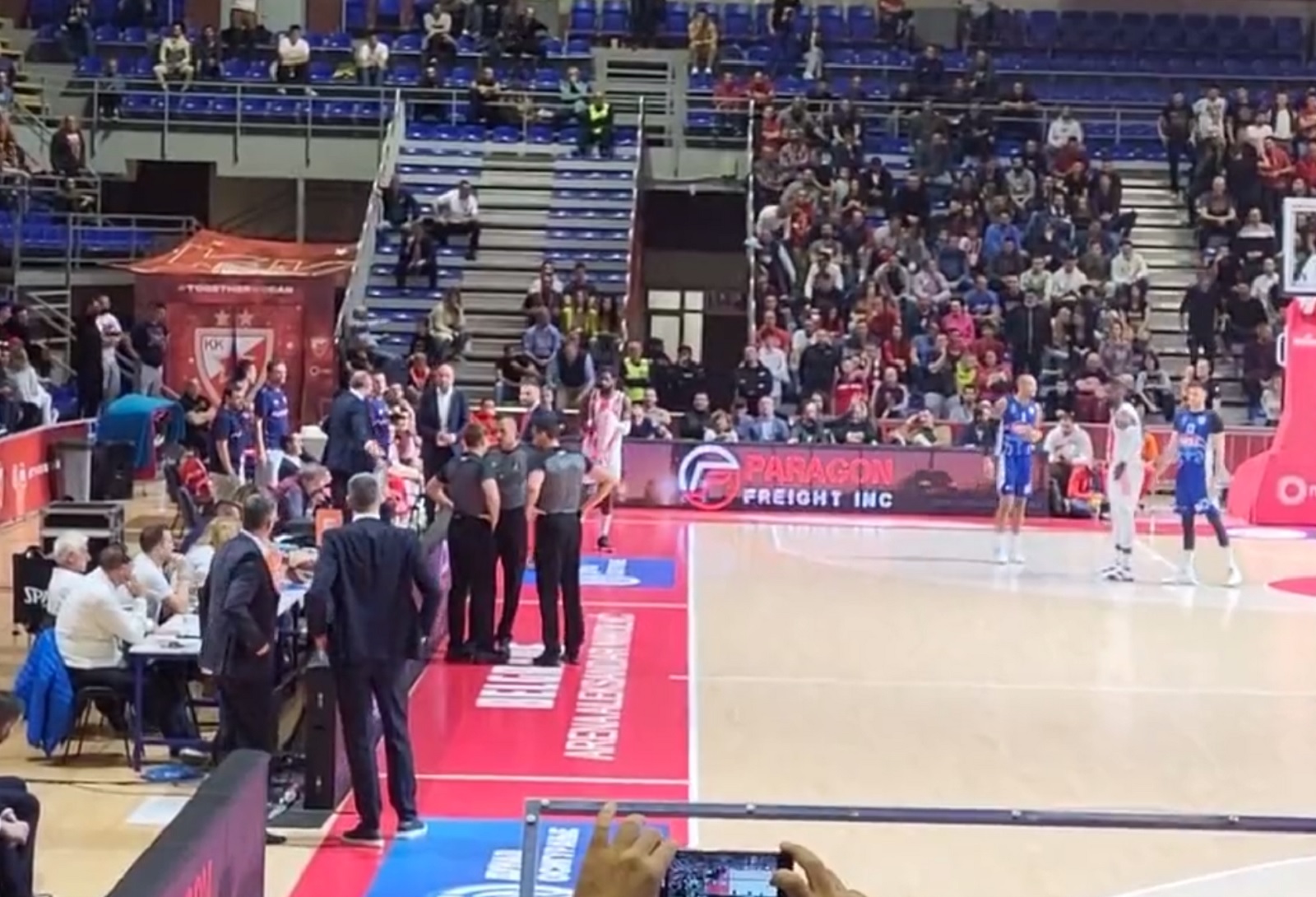 zvezda buducnost navijaci
