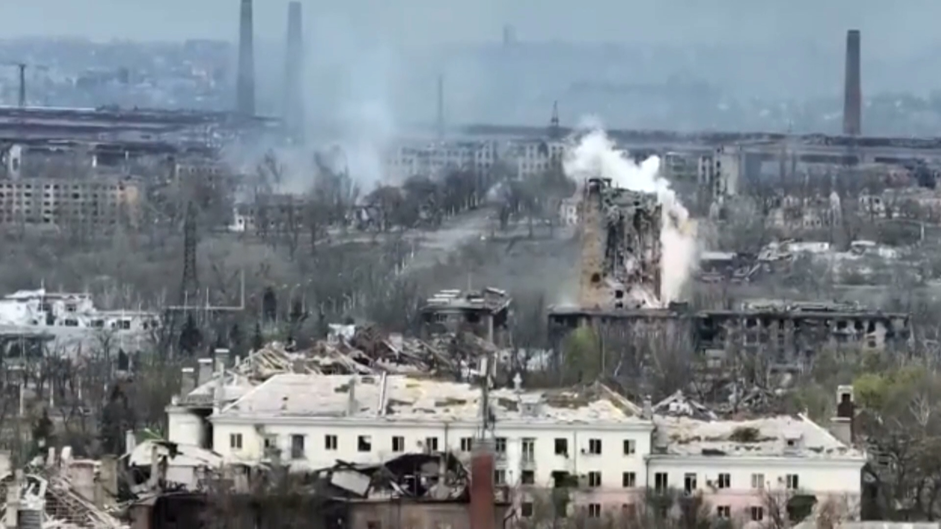 Snimci iz drona - Bombardovanje Marijupolja