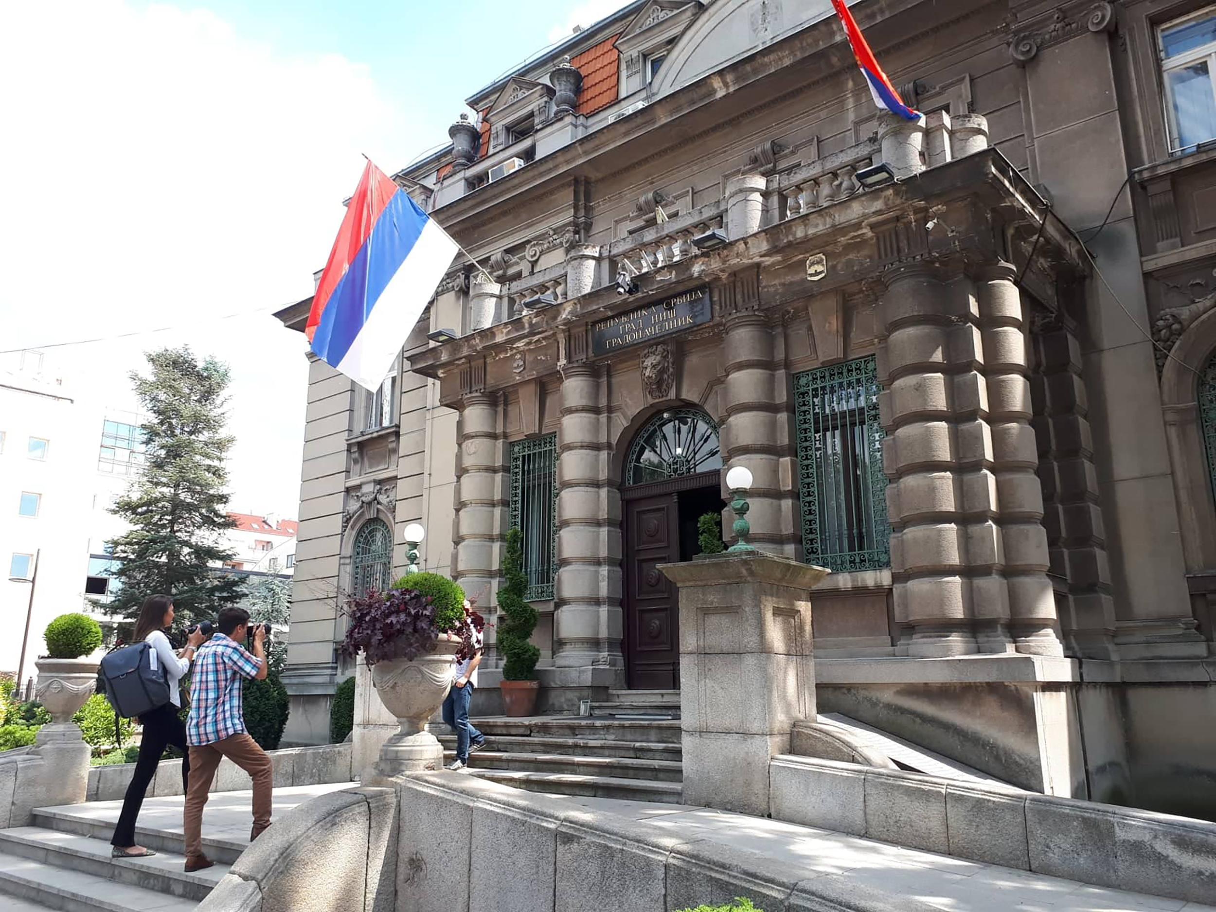 Tekst Niš, Domacinstva bez struje