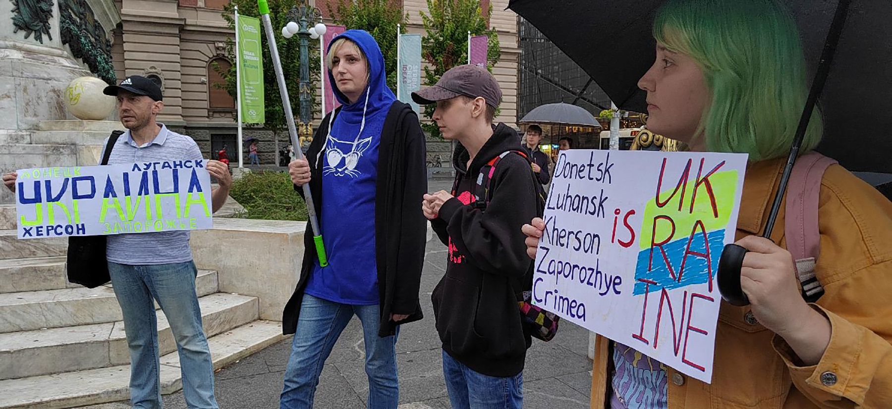 Mesto: Beograd
Datum: Sat Oct 01 17:44:26 CEST 2022
Dogadjaj: DRUŠTVO - protest protiv rata u Ukrajini i podrška Kijevu
Fotoreporter: Marko Dragoslavić
Ličnosti:   
Izvor: FoNet