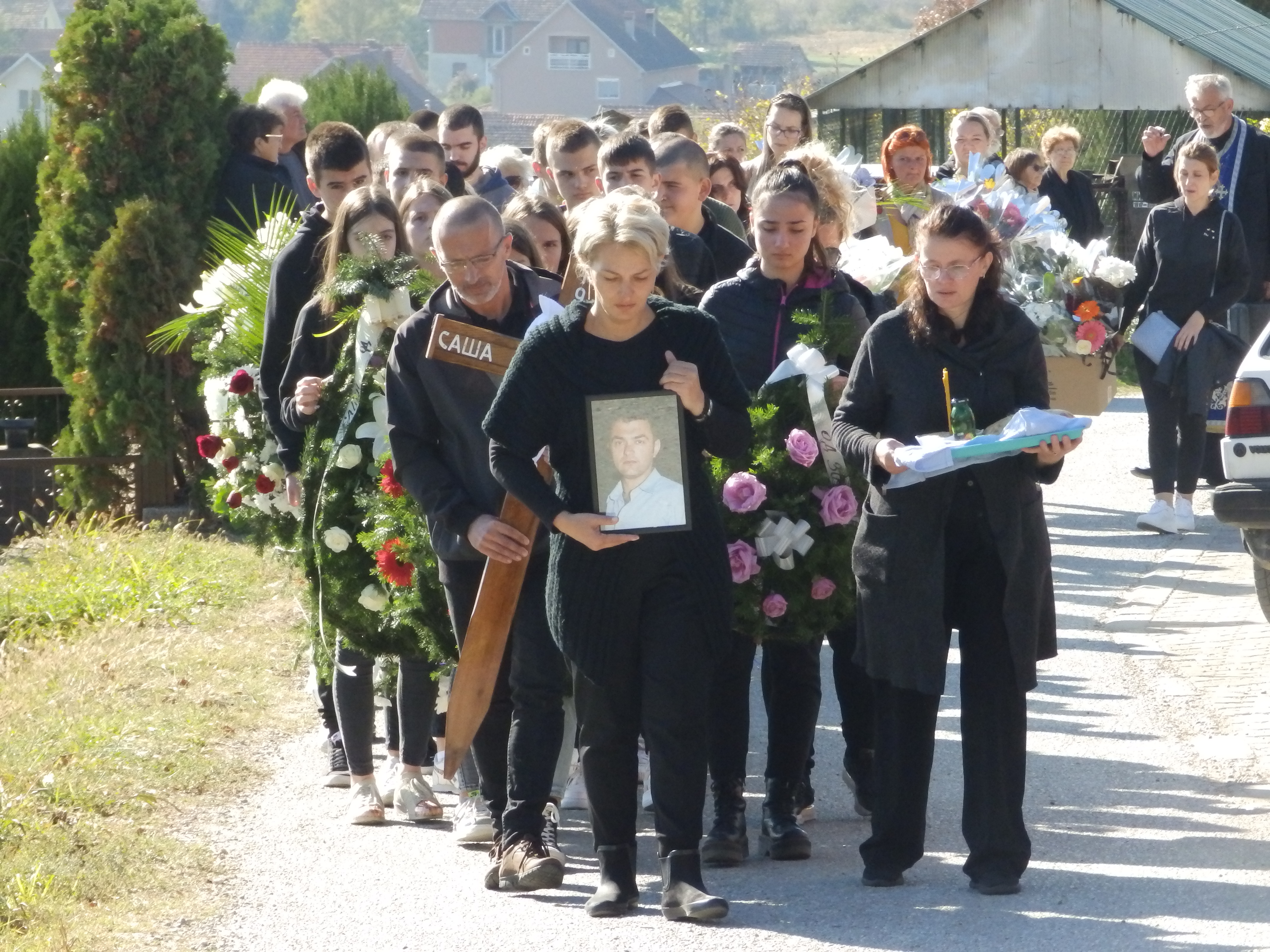 Batočina - sahranjen samohrani otac tri sina