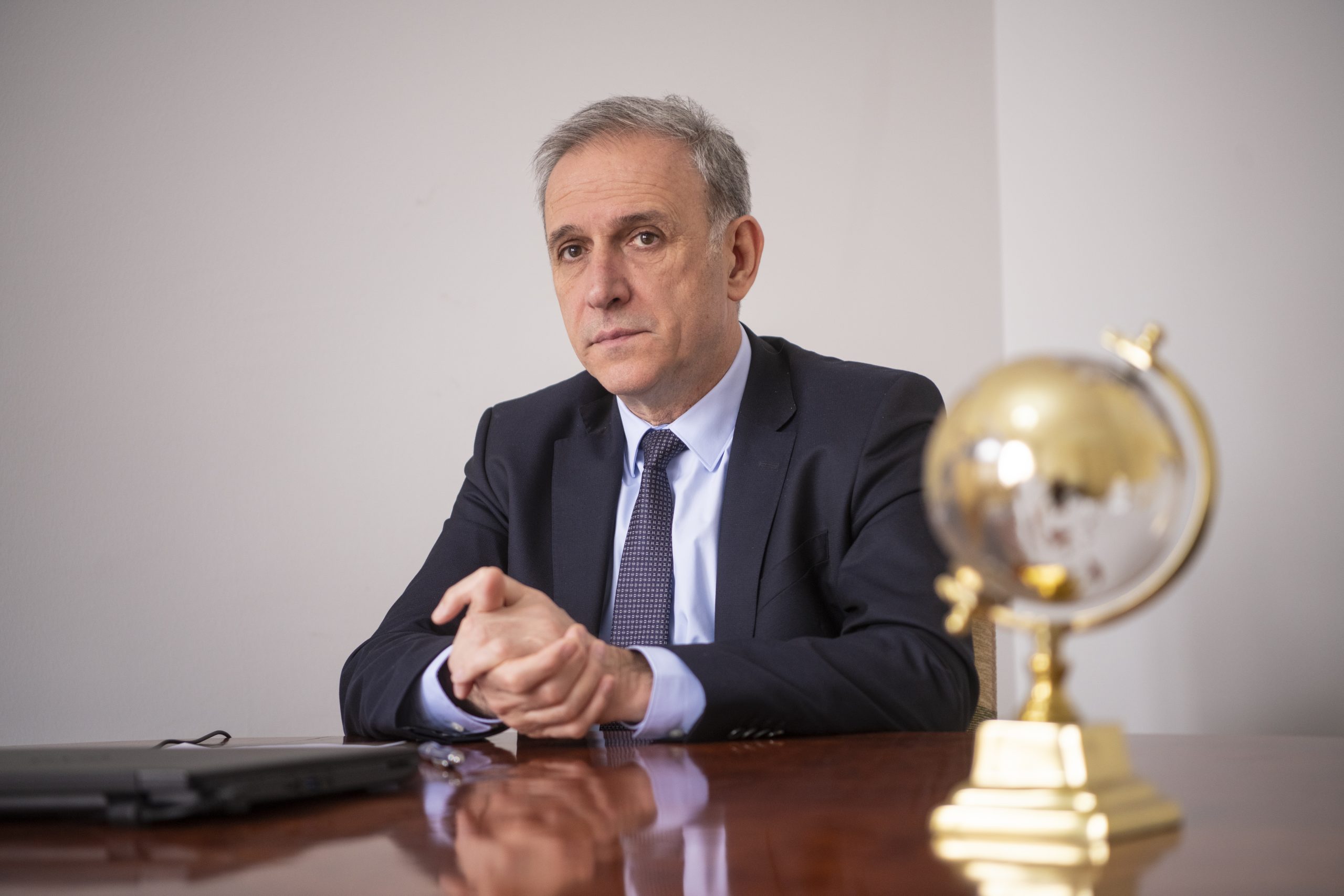 Beograd 21.04.2022. Zdravko Ponoš, intervju, portret Foto: Dragan Mujan/Nova.rs