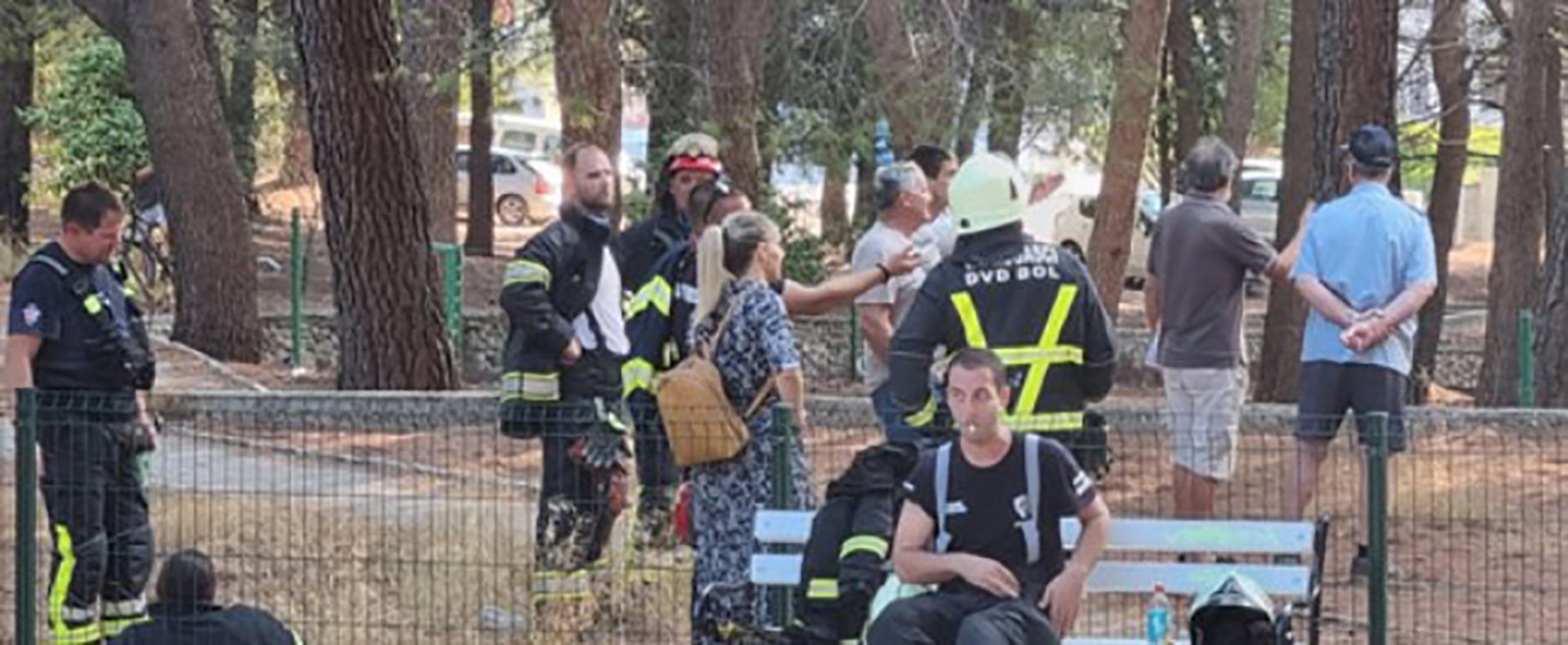 Požar Bol Brač. imamo dozvolu za foto
