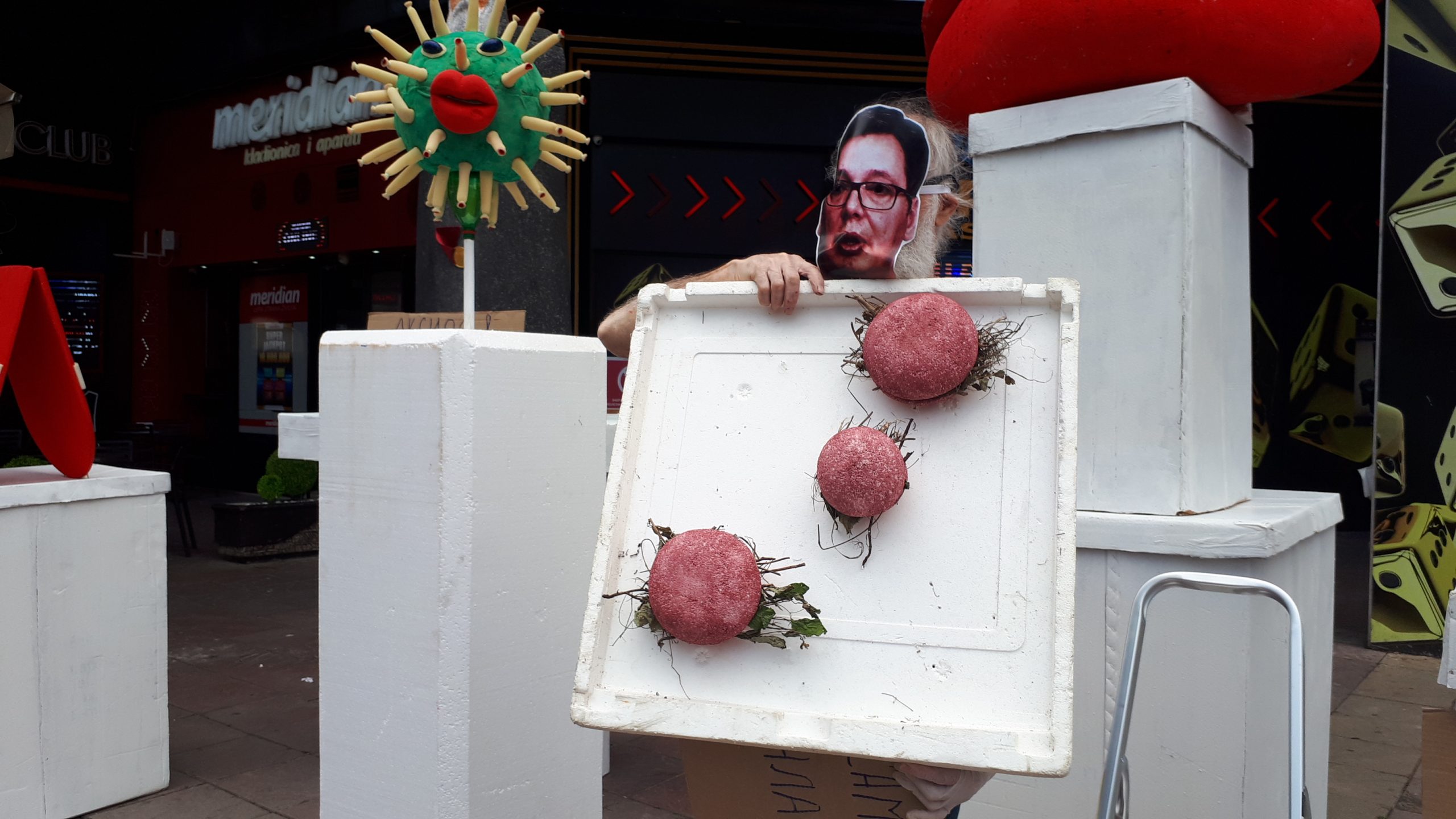 Niš 31.05.2022. simbilična inauguracija u Nišu, maska Vučić   Foto: Miljana Isailović/Nova.rs