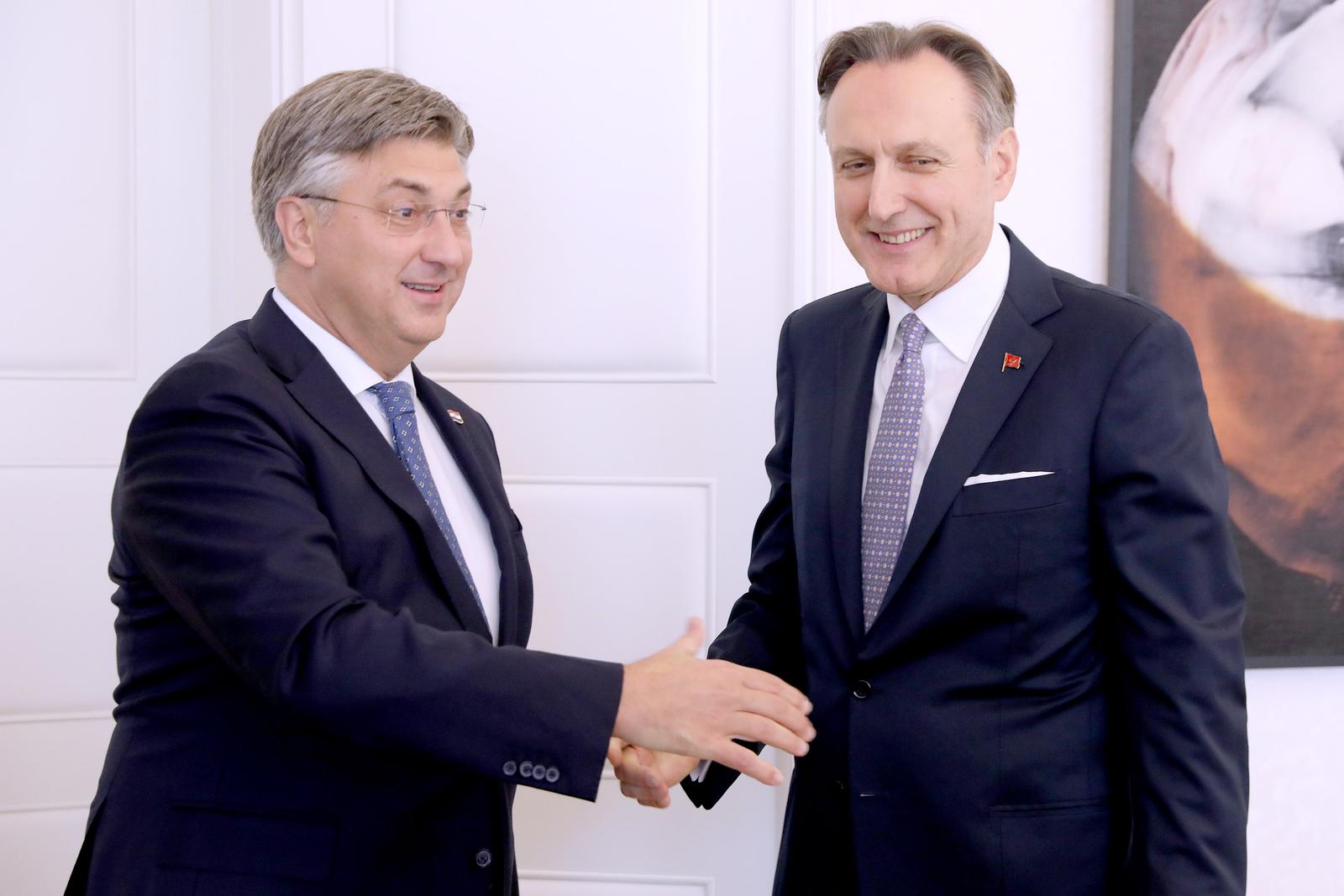 13.09.2022., Zagreb - Predsjednik Vlade RH Andrej Plenkovic primio je danas u Banskim dvorima ministra vanjskih poslova Crne Gore Ranka Krivokapica koji je u posjetu Hrvatskoj.
 Photo: Patrik Macek/PIXSELL