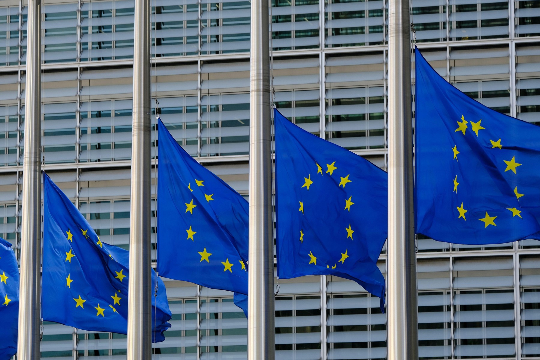 Brussels, Belgium. 12th July, 2022. European flags are flown at half-mast for the funeral of Shinzo ABE, former Japanese Prime Minister in front of Headquarters of European Union in Brussels, Belgium on July 12, 2022. Credit: ALEXANDROS MICHAILIDIS/Alamy