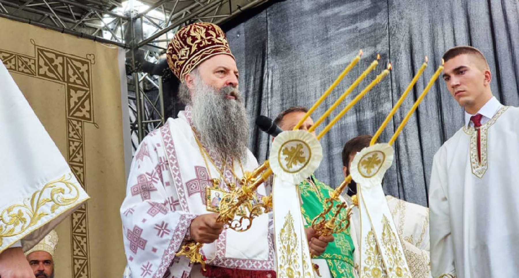 Mesto: Herceg Novi
Datum: Sun Aug 28 12:52:20 CEST 2022
Dogadjaj: DRUŠTVO/CRKVA - poglavar Srpske pravoslavne crkve patrijarh Porfirije služio je Svetu arhijerejsku liturgiju u Manastiru Savina u Herceg Novom
Ličnosti: patrijarh Porfirije
Izvor: FoNet/SPC