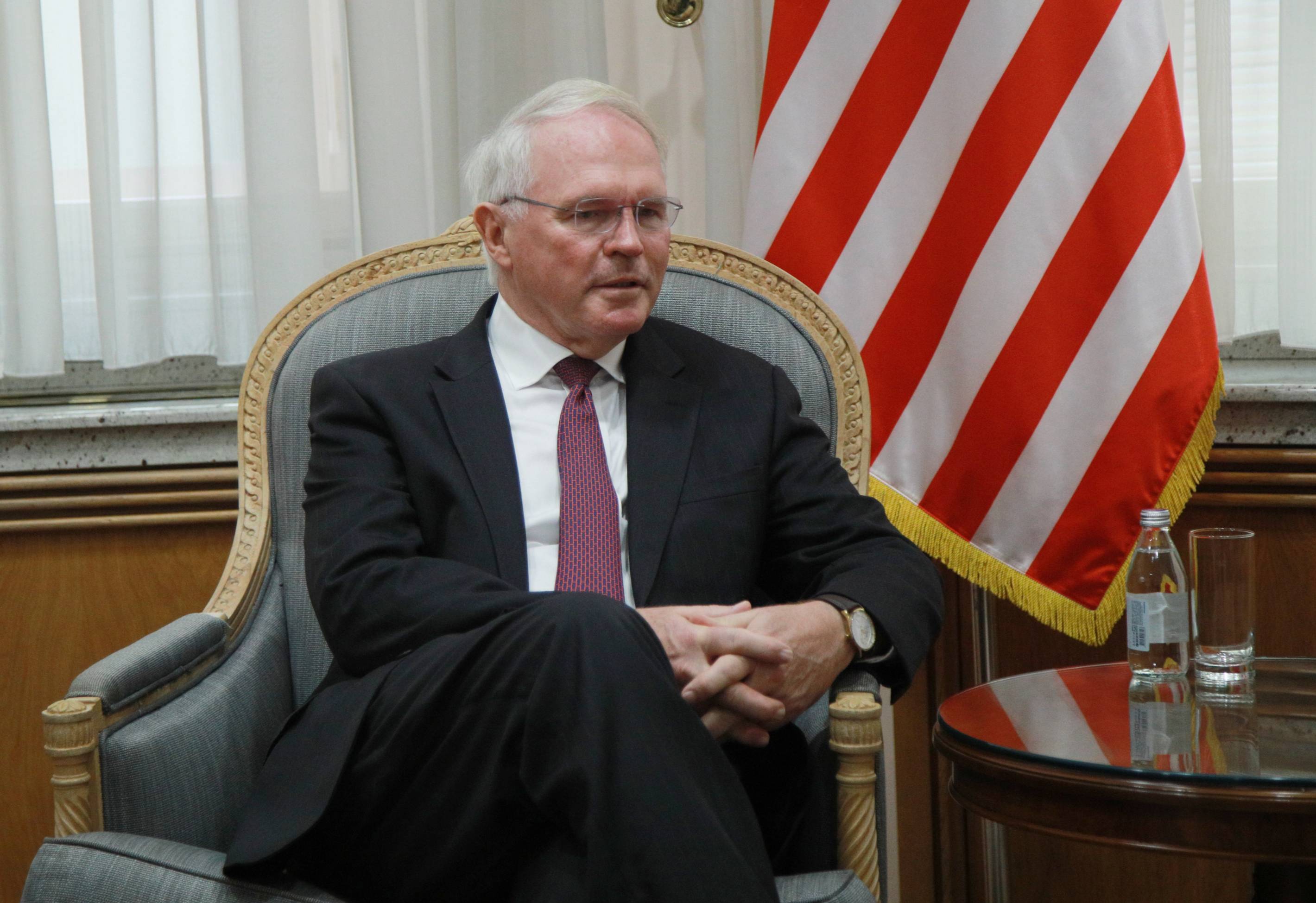Beograd, 15.04.2022. - Premijerkea Srbije Ana Brnabic i  ambasador SAD u Srbiji Kristofer Hil (na fotografiji) sastali su se danas u Vladi Srbije u Beogradu.  (BETAPHOTO/MILOS MISKOV)