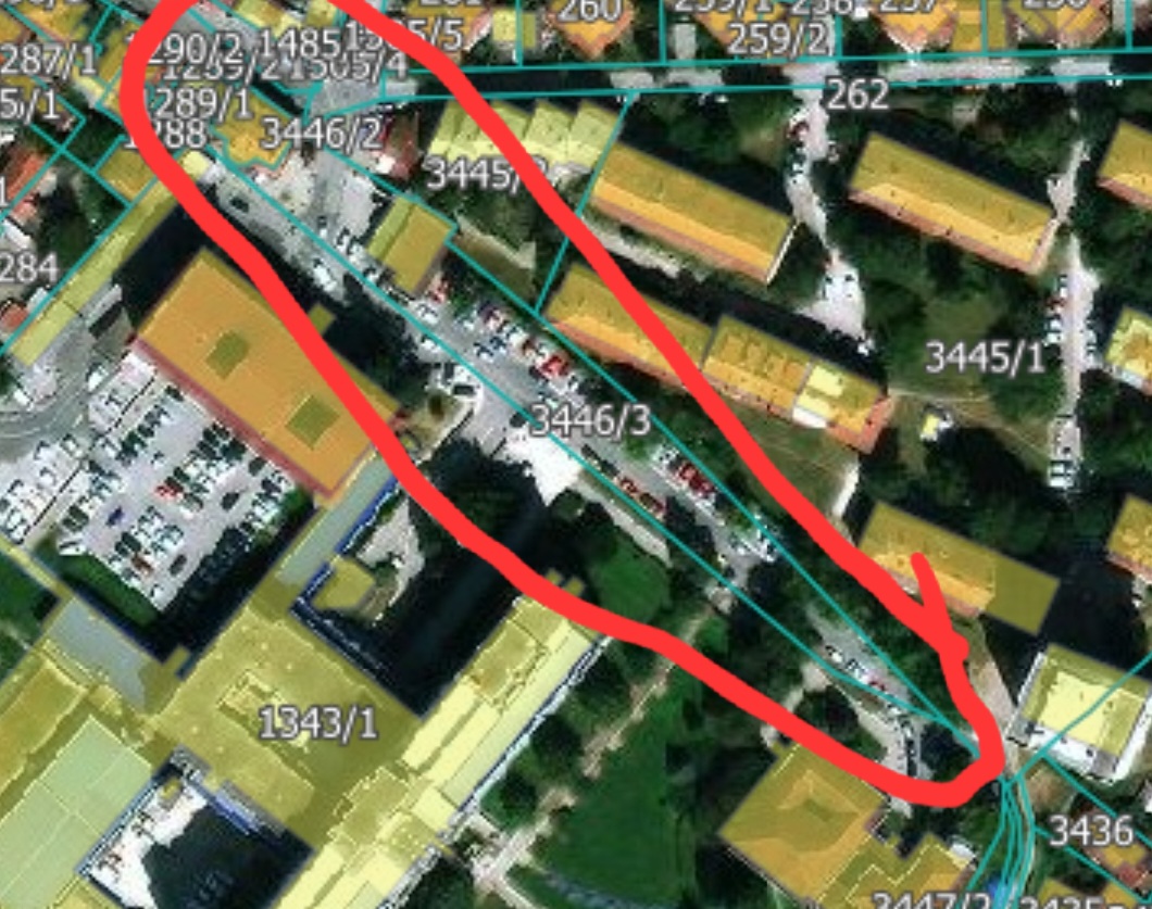 Kraljevo, Kupio lokal, a sa njim i saobraćajnicu do bolnice Foto: Printscreen