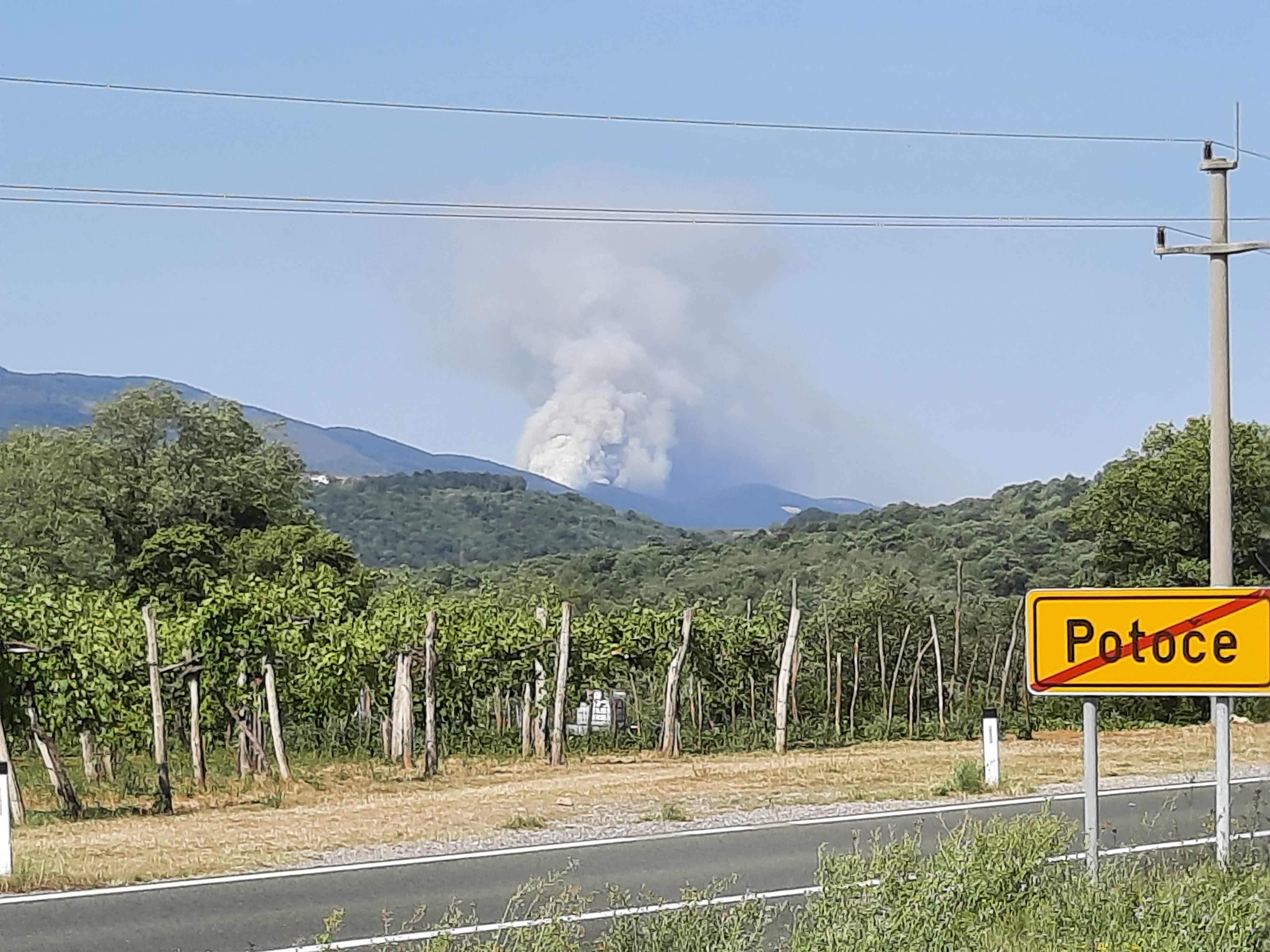 POZAR U KRASU