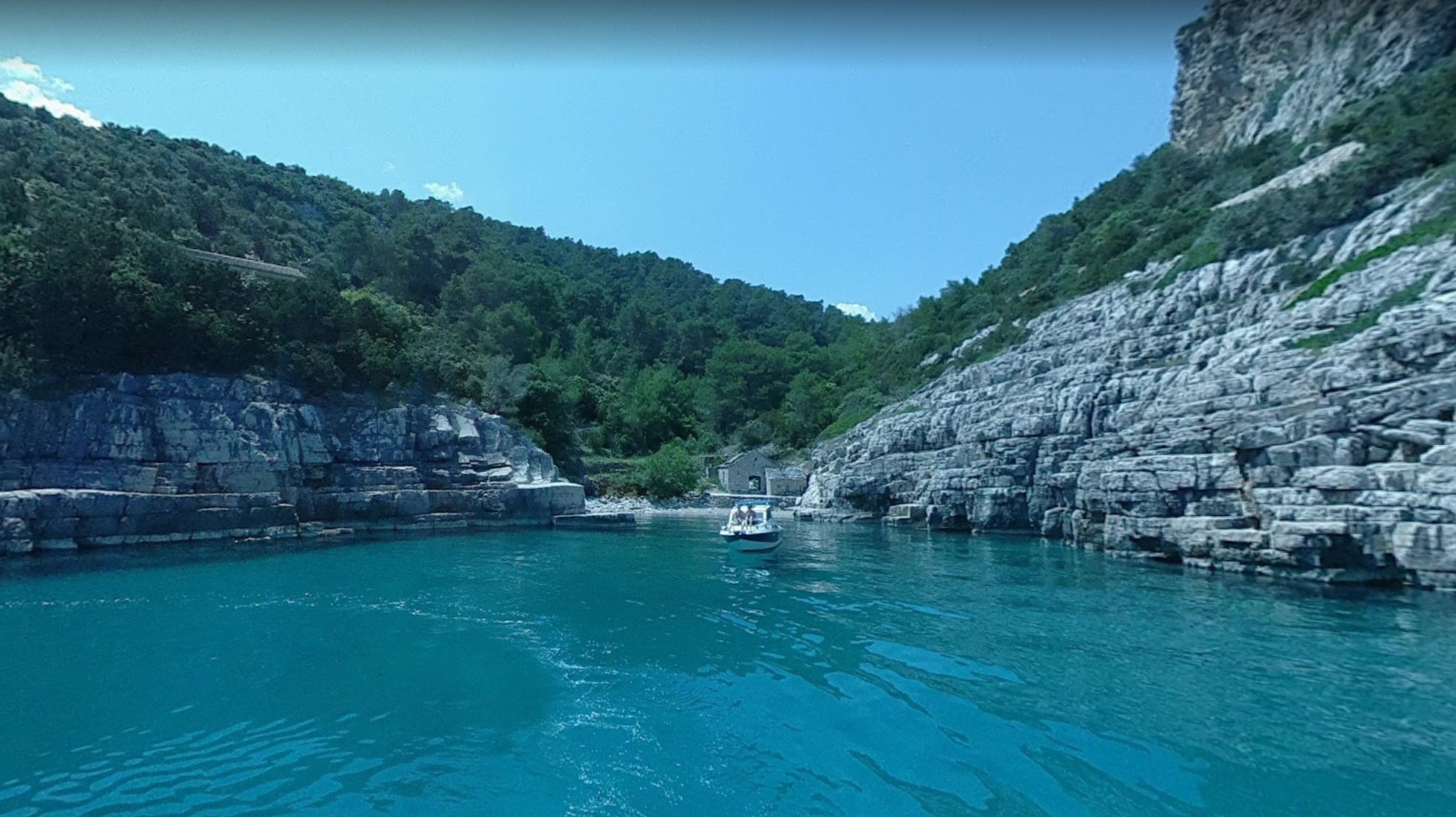 Hvar, Uvala mala Stiniva