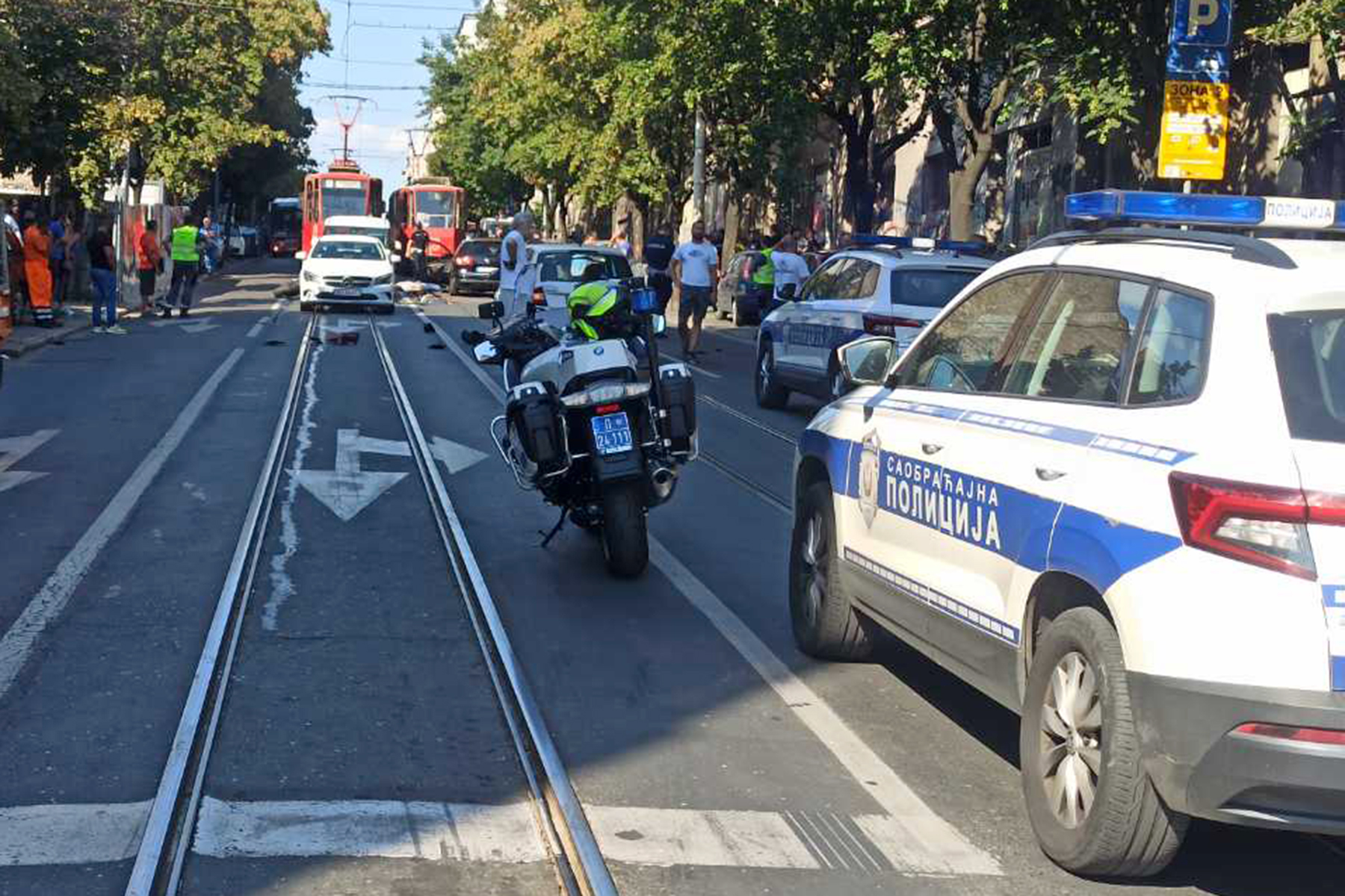 Saobracajna nesreca, saobracajka, bulevar kralja aleksandra, poginuo motociklista