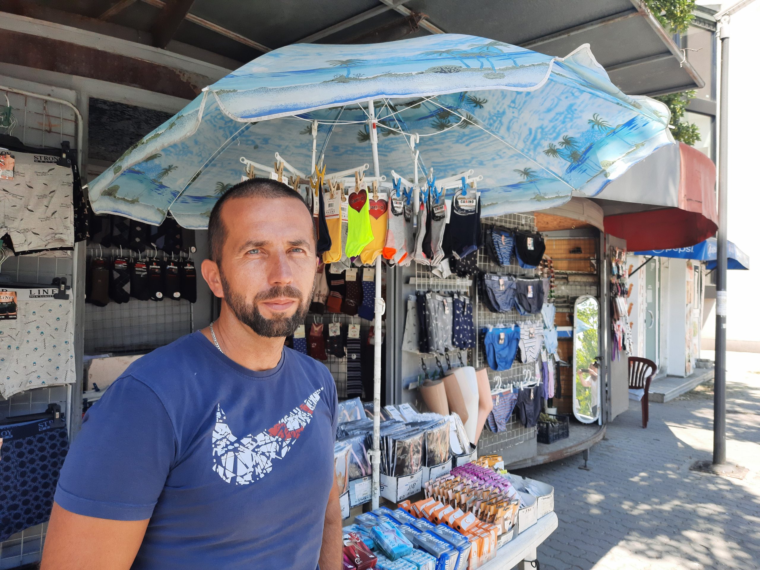 Vrucina i radnici,  vrućina i ljudi koji rade na vrućini.