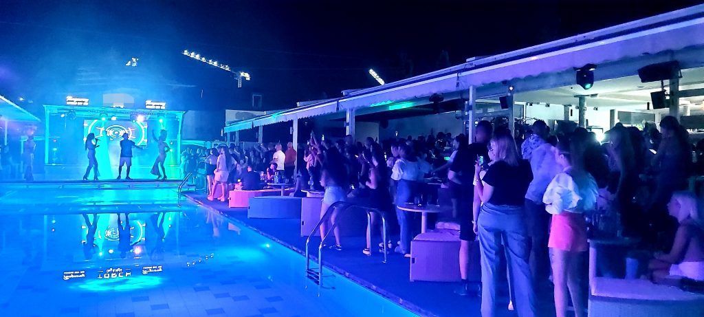 1658493496-budva-buka-foto-ana-markovic-2-1024x461.jpg