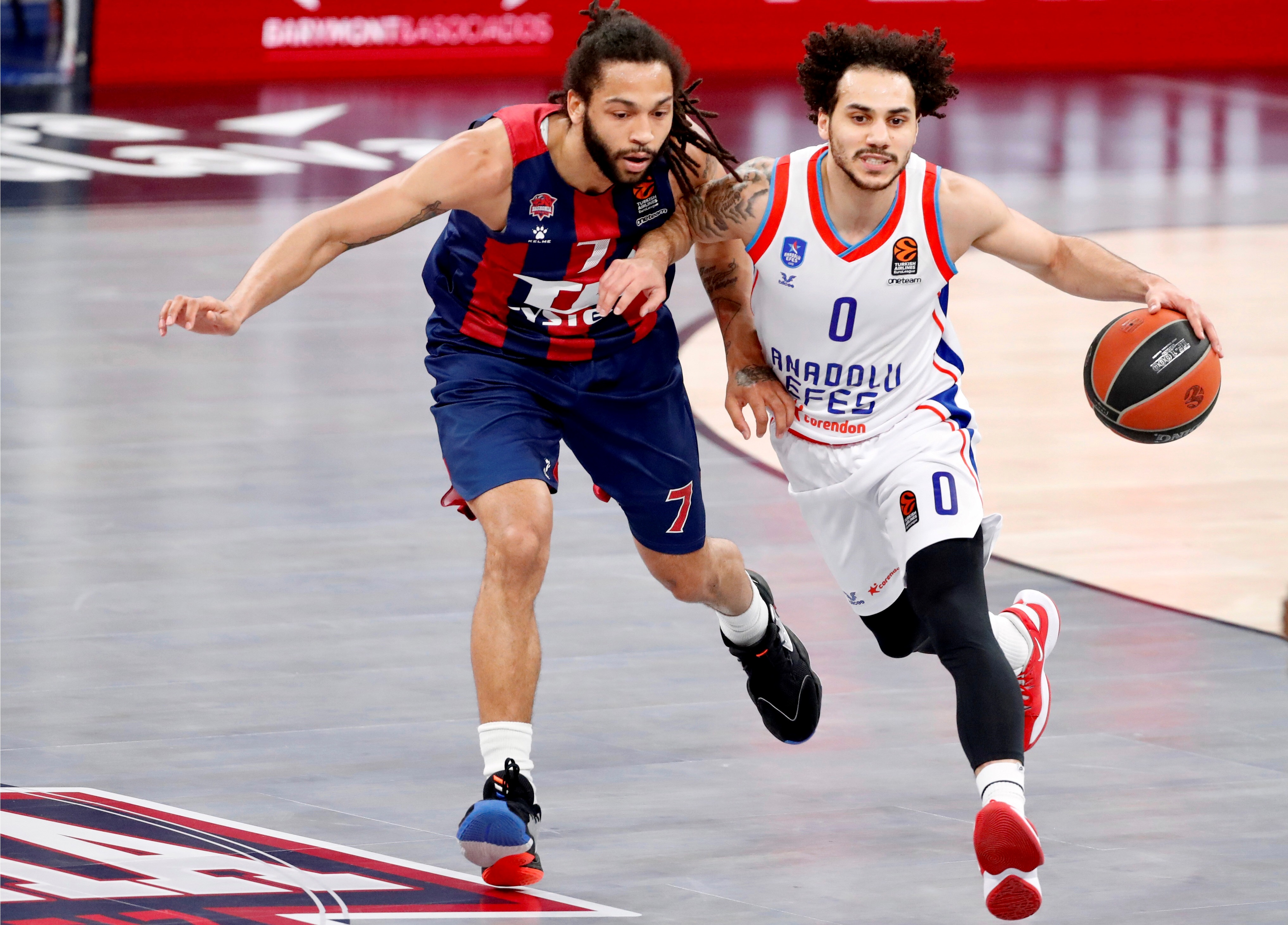 TD Systems Baskonia vs Anadolu Efes