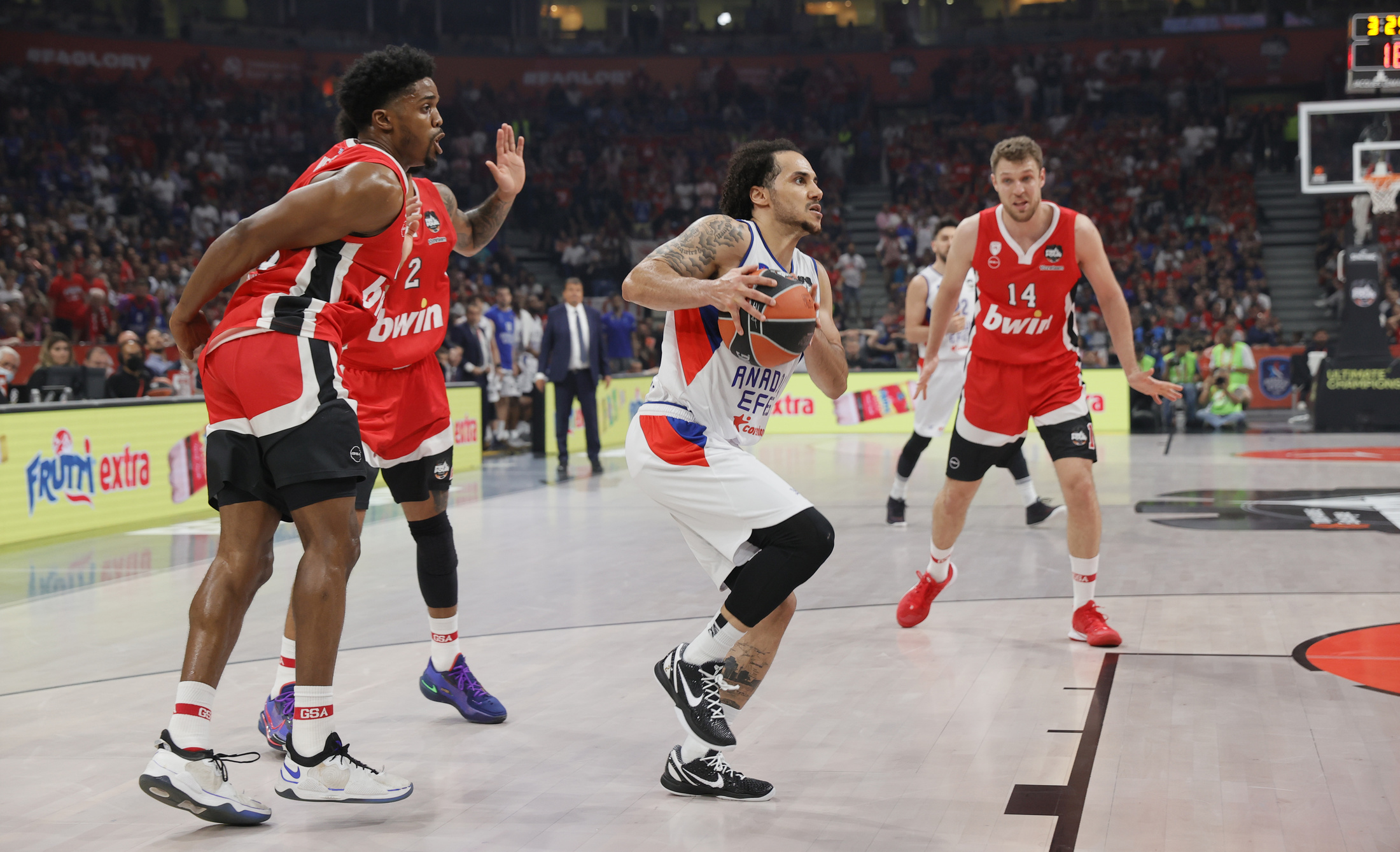 olimpijakos-efes-180054