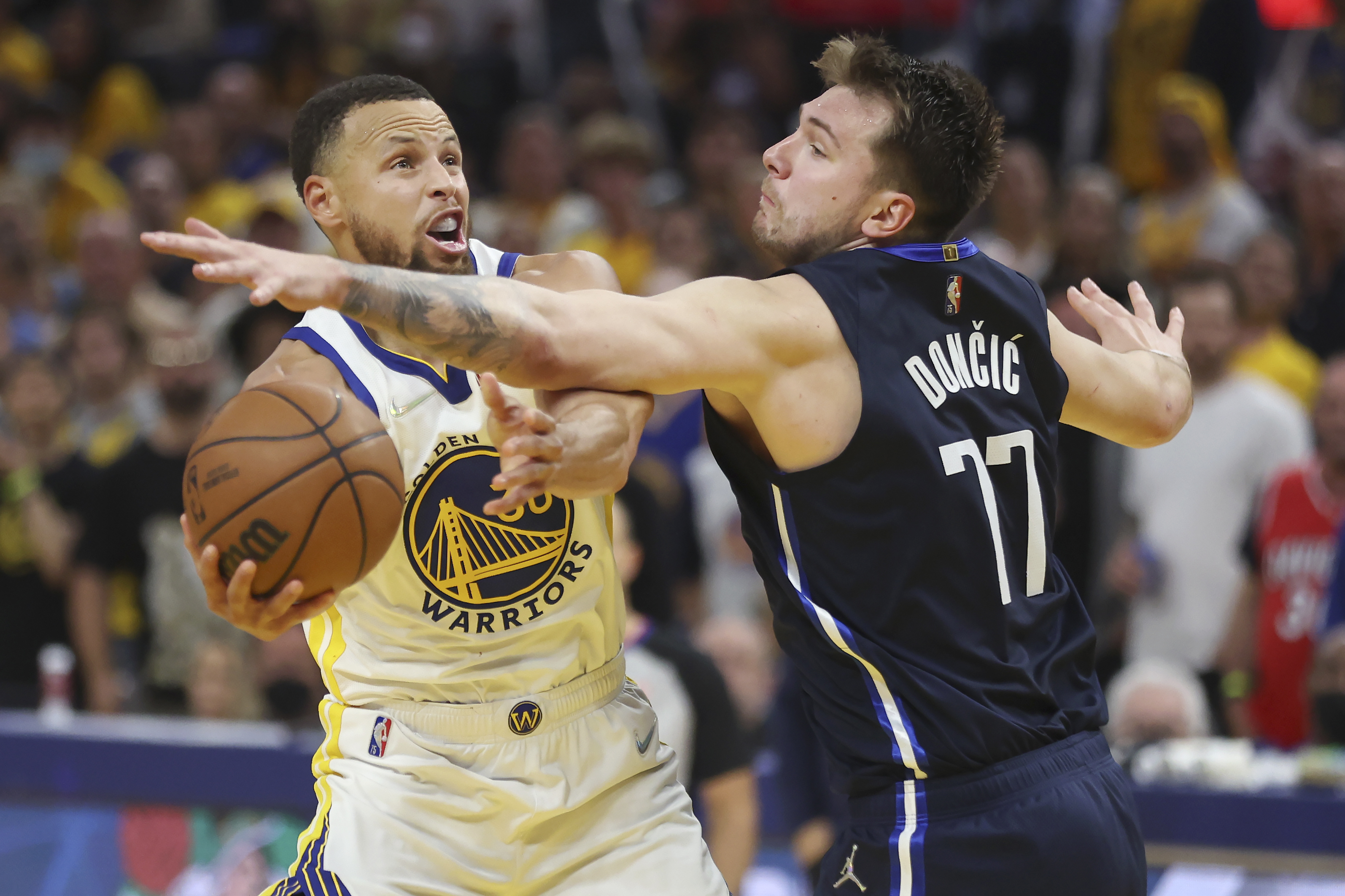 APTOPIX Mavericks Warriors Basketball
