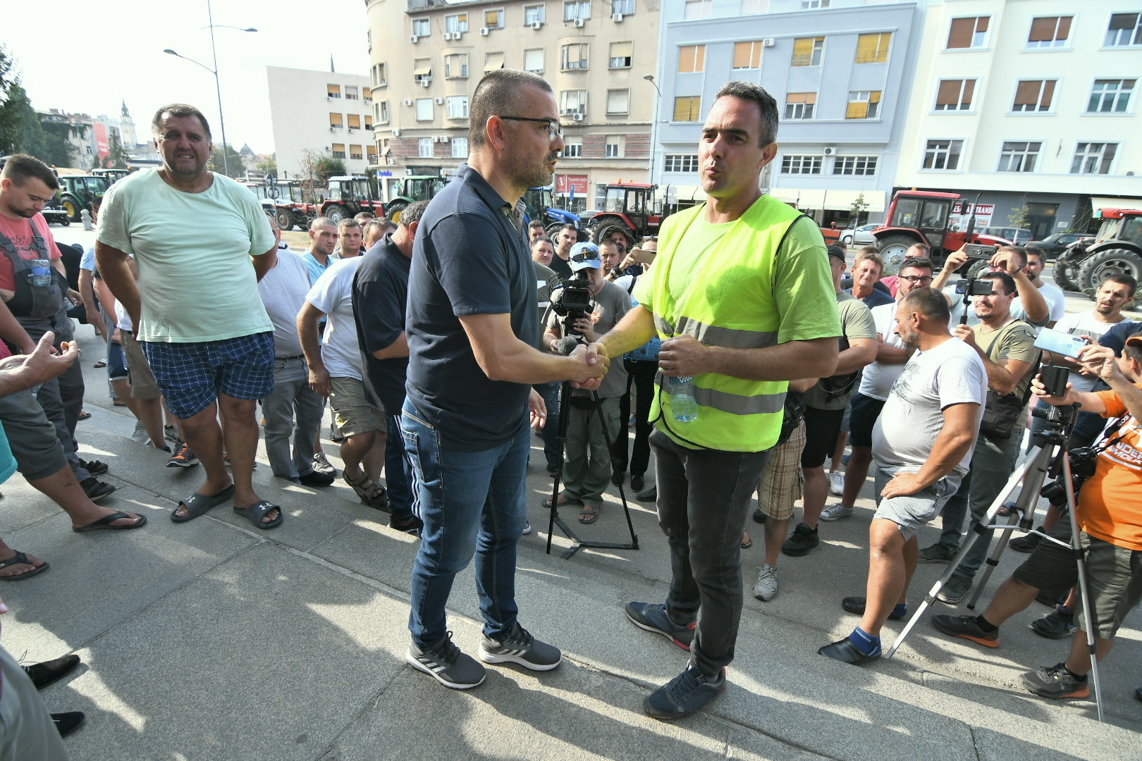 Novi Sad, protest seljaka i poljoprivrednika, blokada traktorima, traktor, grad Foto: Nenad Mihajlović/Nova.rs Branislav Nedimović