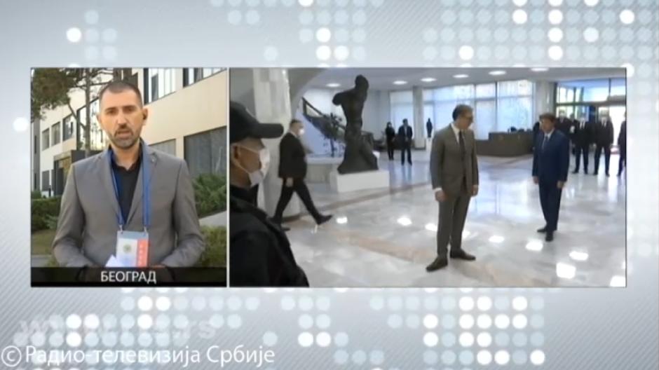 gašić i vučic u poseti bia  statua milos obilic