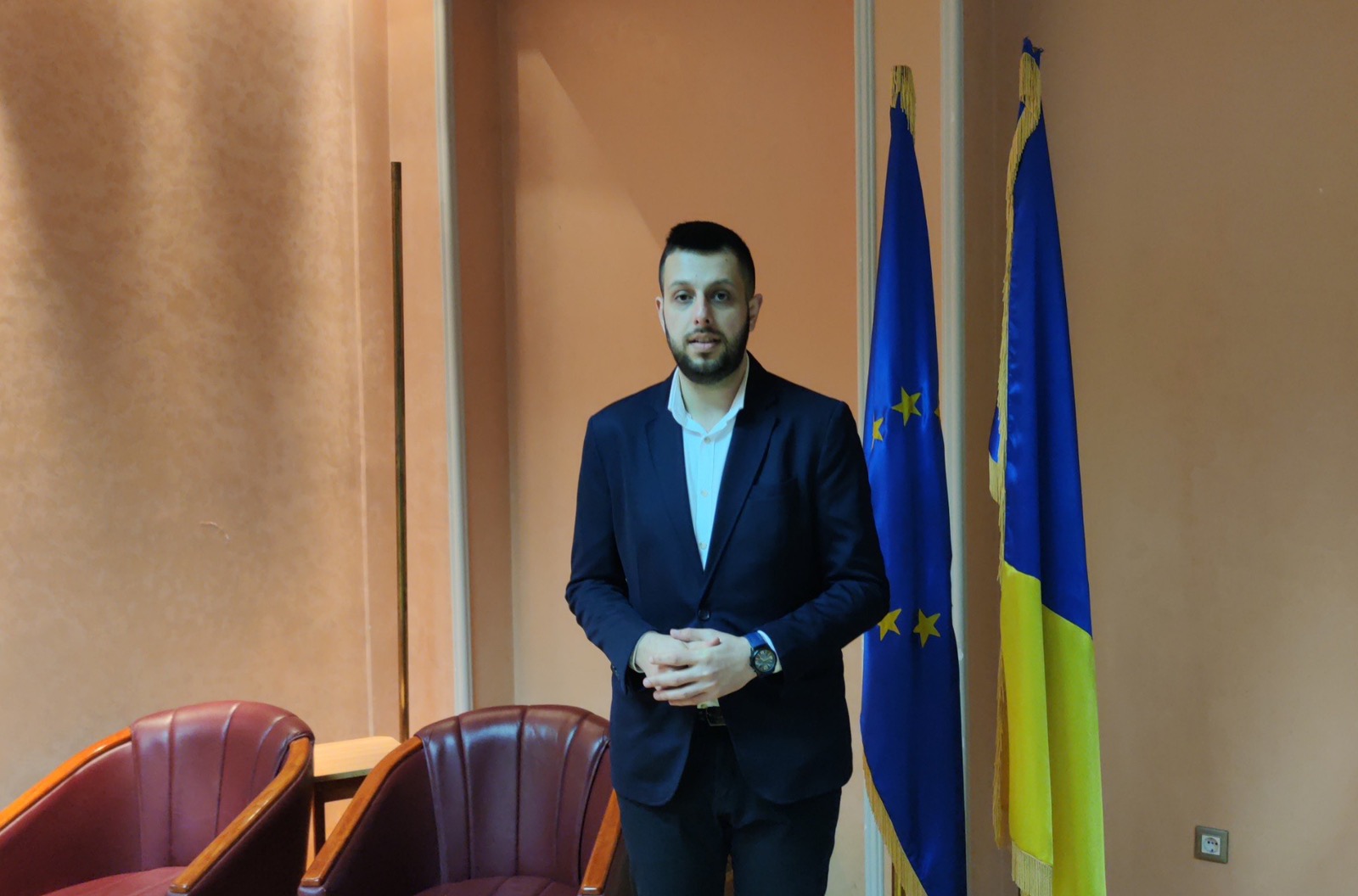 Stefan Ninić. Održan Kongres Demokratske omladine na kome je izabrano novo
rukovodstvo mladih demokrata. Za predsednika Demokratske omladine je
izabran master projekt menadžer Stefan Ninić Foto: Demokratska stranka