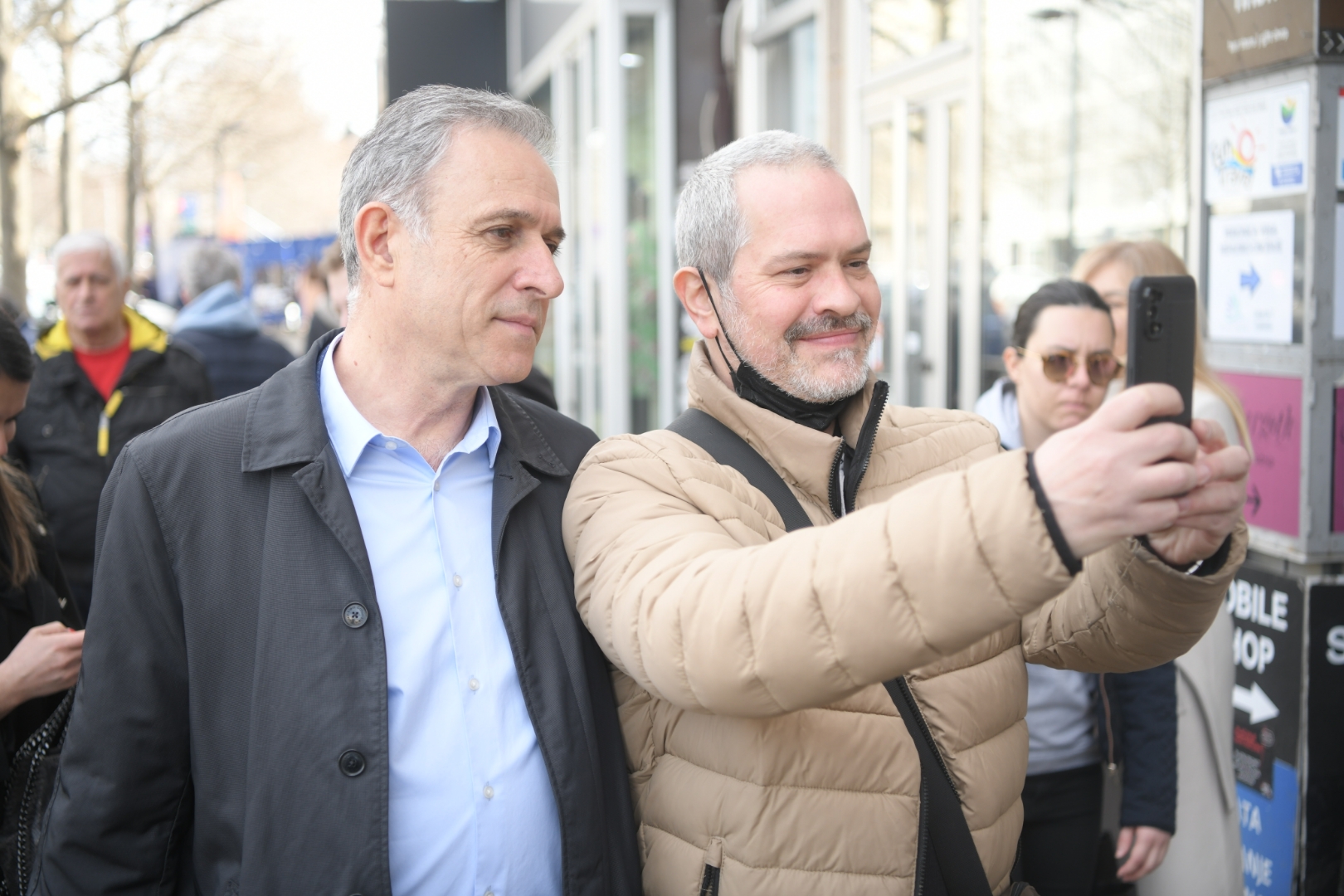 Beograd 17.02.2022. Skupljanje potpisa za kandidaturu za parlamentarne izbore, Zdravko Ponoš, parlamentarni izbori Foto: Dragan Mujan/Nova.rs