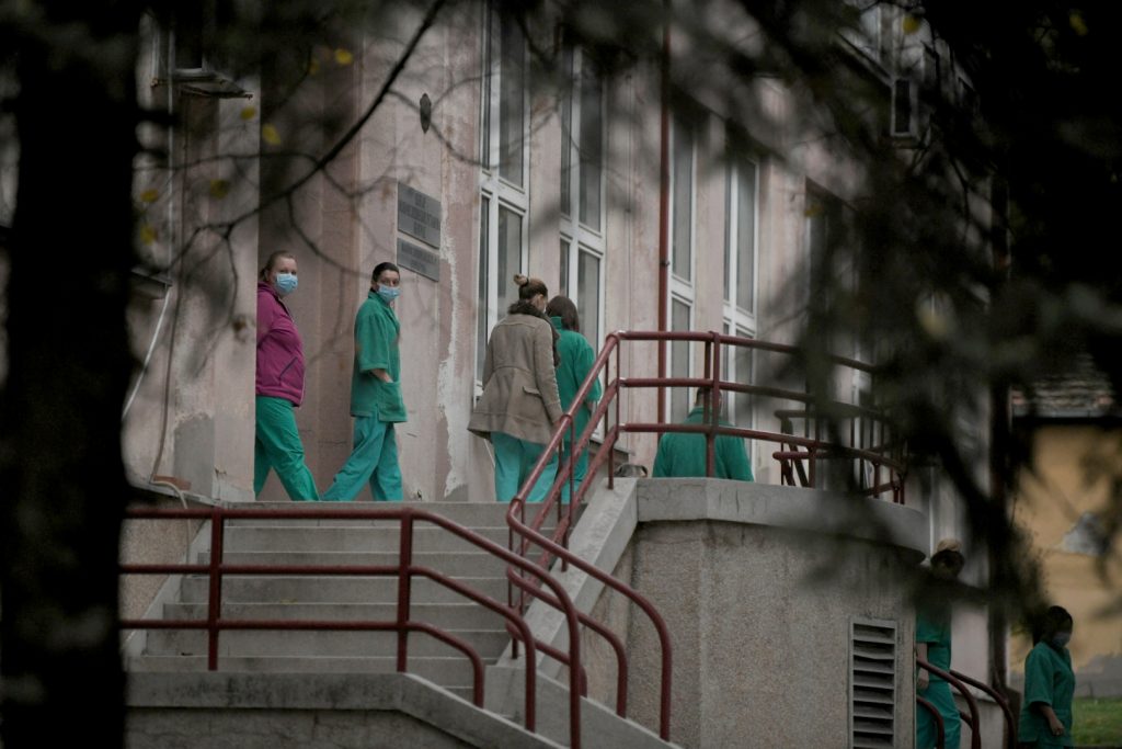 Beograd, 20.11.2020. Vojnomedicinska akademija, VMC Karaburma, kovid, koronavirus, Irinej patrijarh umro Foto: Dragan Mujan/Nova.rs