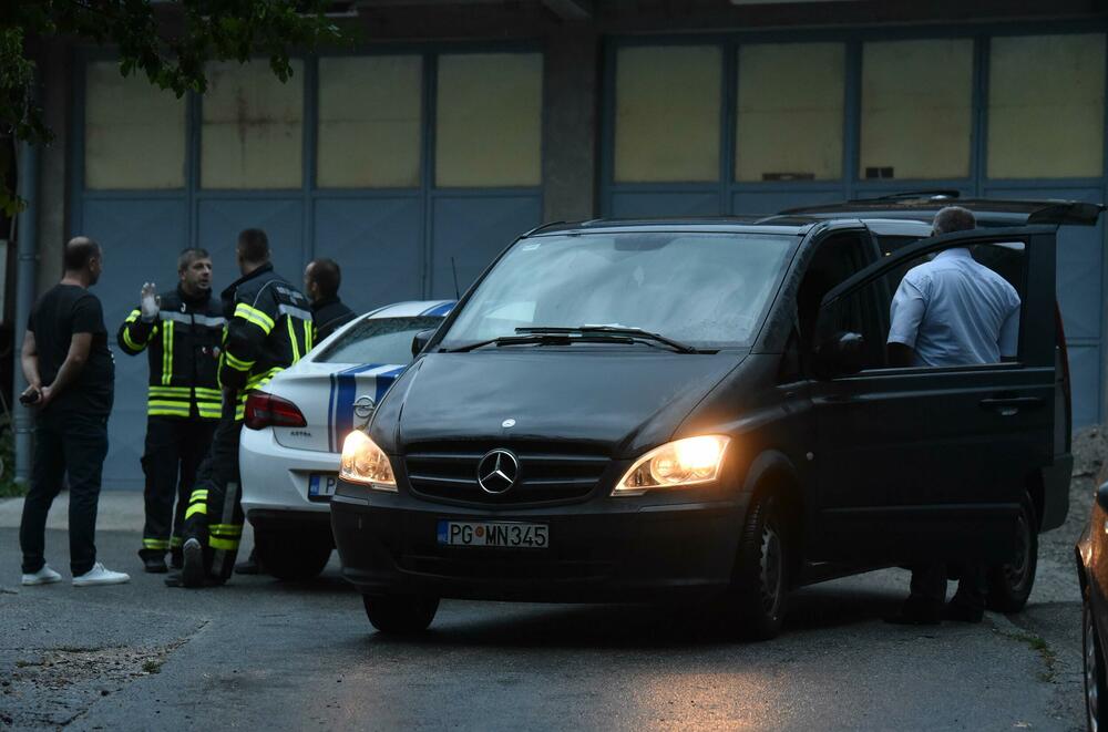 12.08.2022. Cetinje pucnjava napad  Tragedija na Cetinju: Više ljudi ubijeno, napadač mrtav
Mihajlo u dogovoru sa Vjestima i Borisom