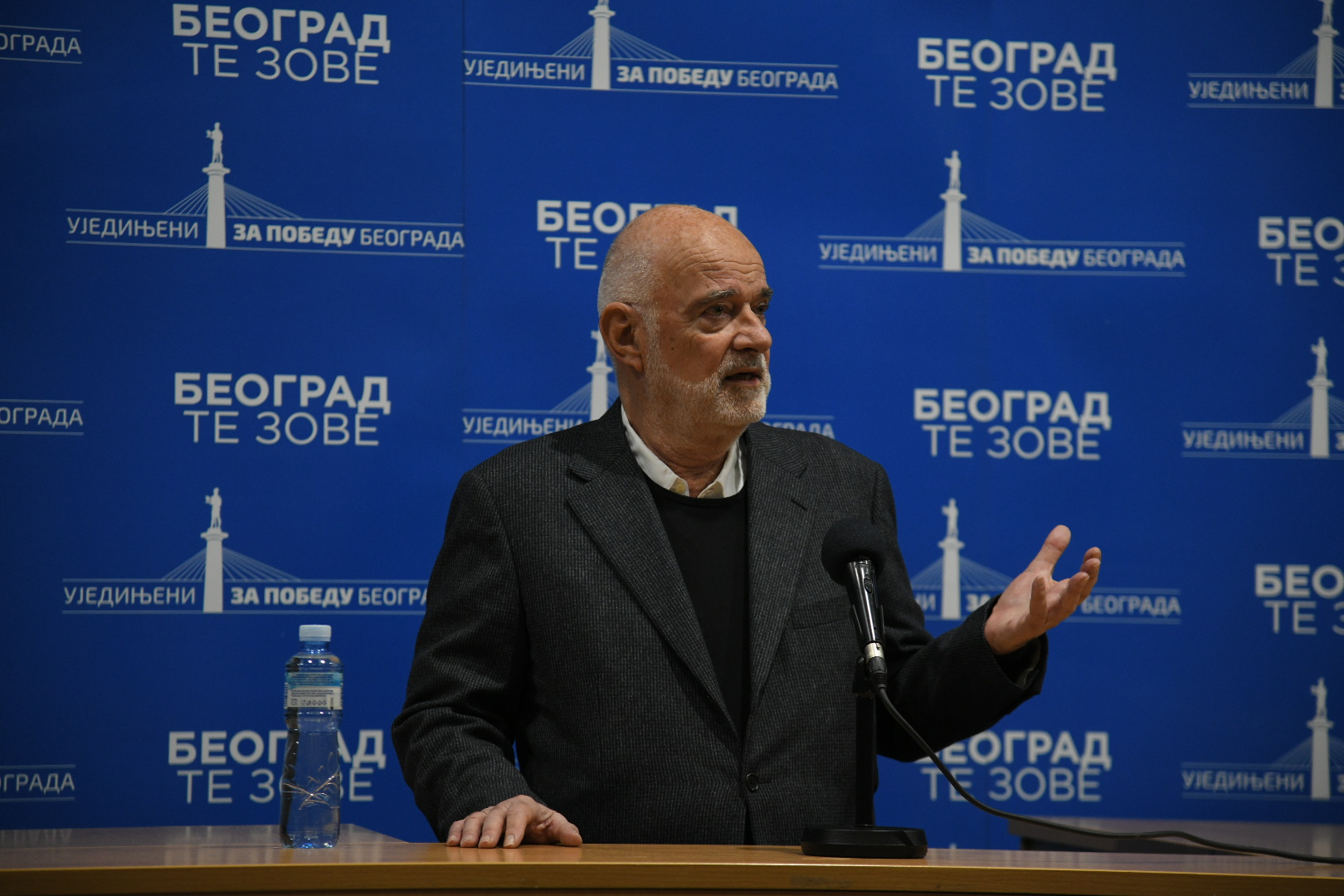 Beograd 23.02.2022. Vladeta Janković, tribina, Novi Beograd, predizborna kampanja, Beograd te zove, Ujedinjeni za pobedu Beograda Foto: Nemanja Jovanović/Nova.rs