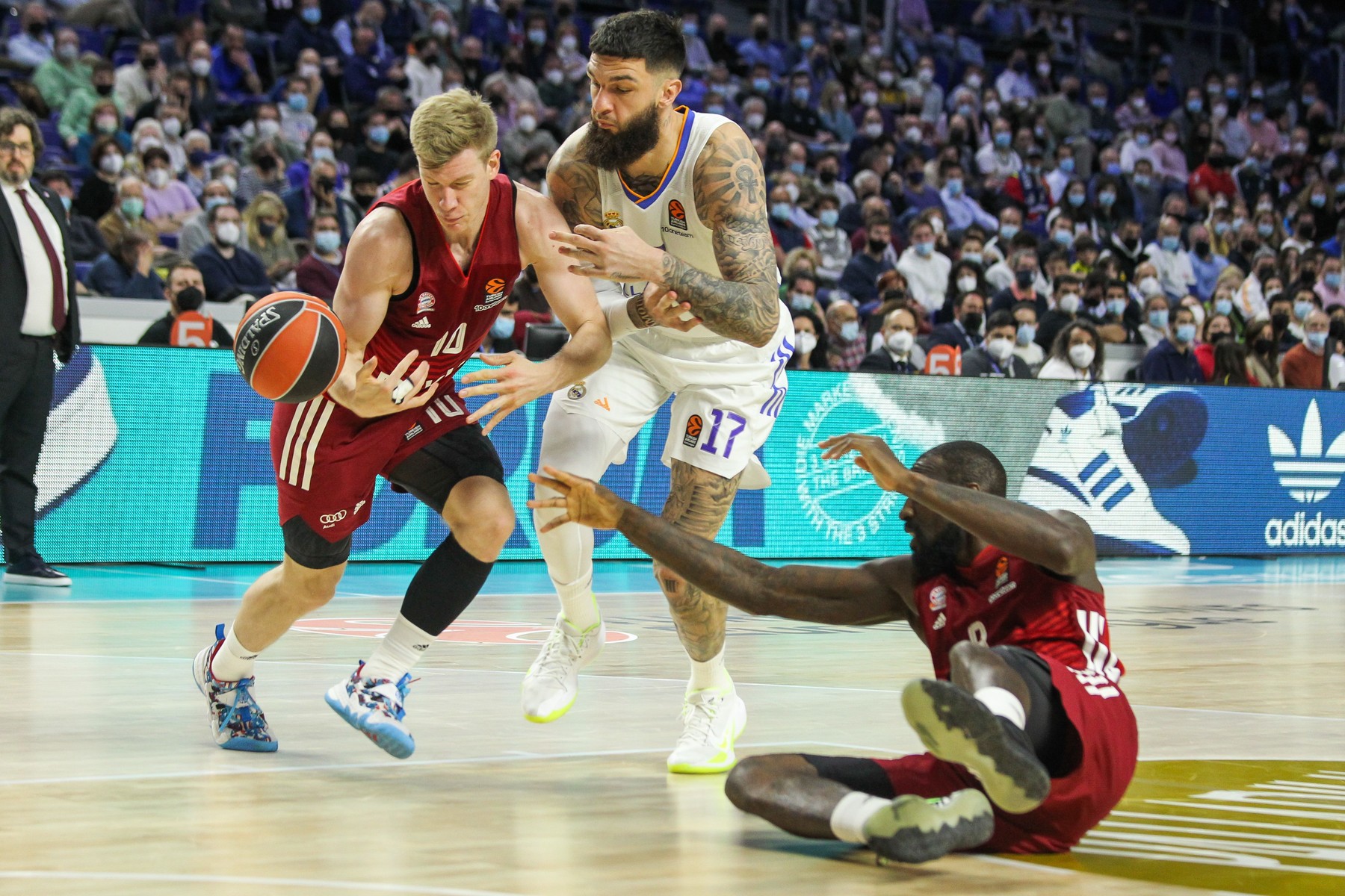 Real Madrid v of FC Bayern Munchen - Euroleague, Spain - 08 Apr 2022
