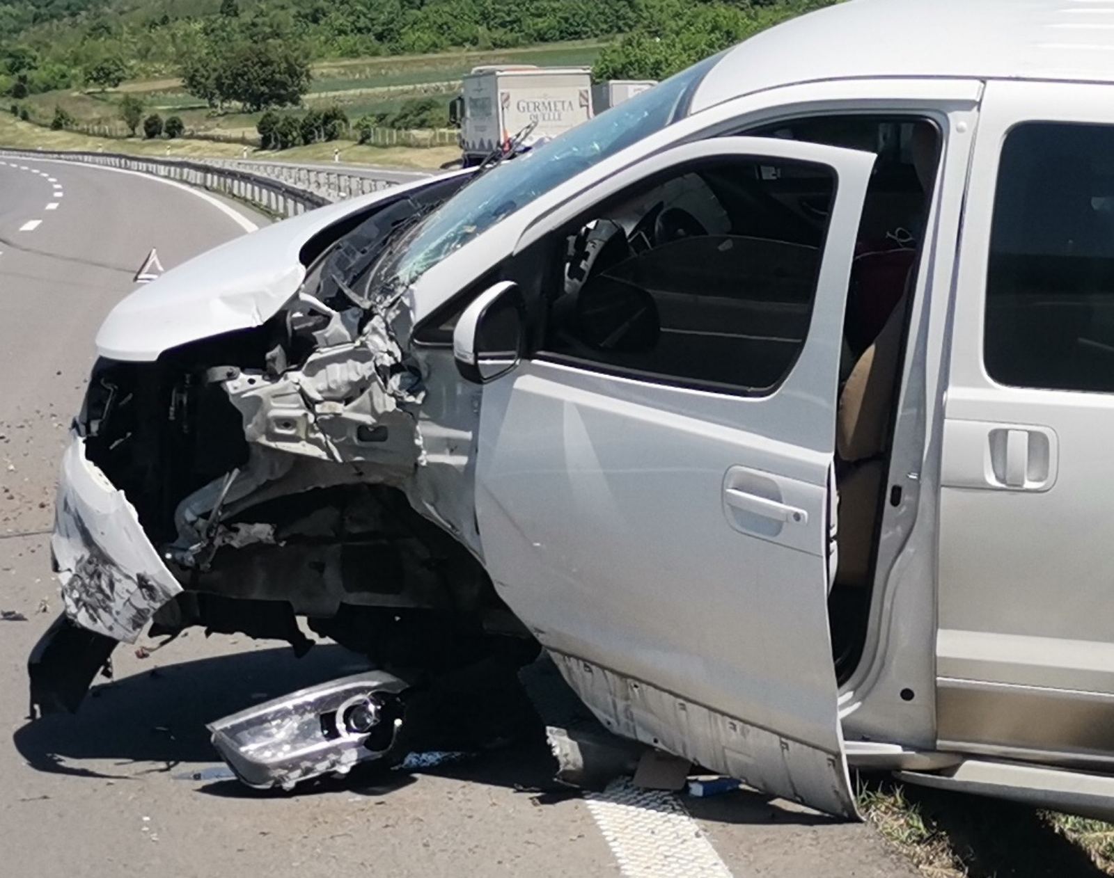 IMG-84a4be3c4d19f97ee775add181a9de71-V