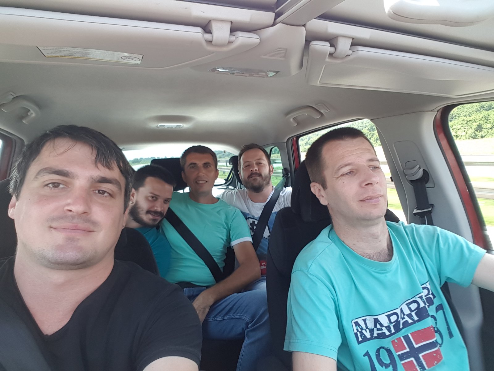 Radnici Fijata na putu ka Beogradu