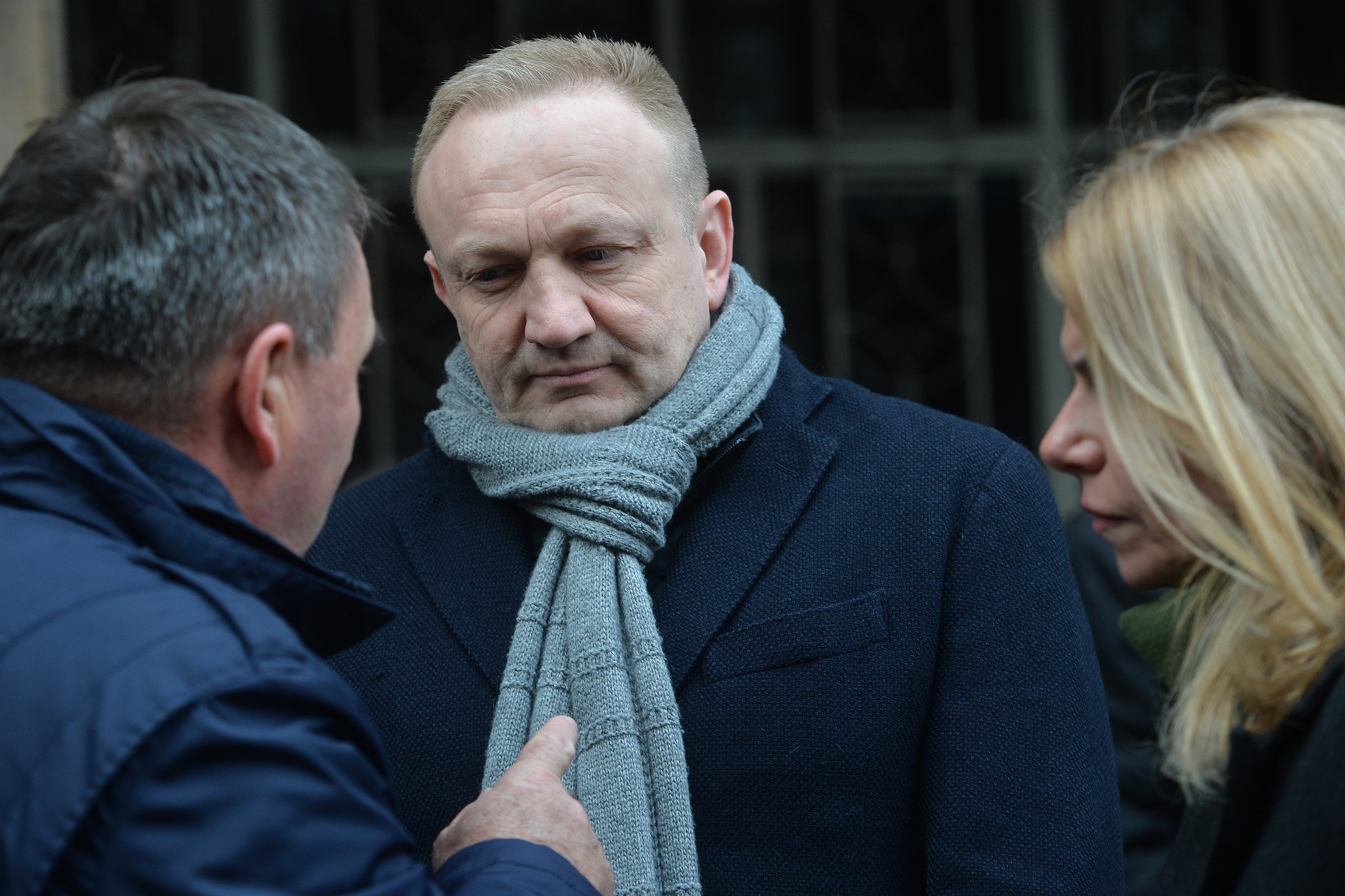 Beograd, 21. decembra 2021.- Predsednik Stranke slobode i pravde Dragan Djilas odrzao je konferenciju za medije ispred Skupstine grada Beograda. FOTO TANJUG/ ZORAN ZESTIC/ bg