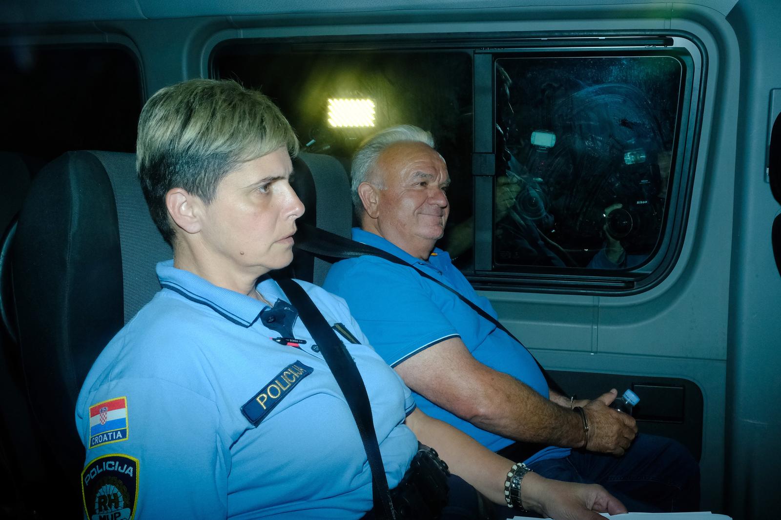 14.06.2022., Zagreb - Darinko Dumbovic odlazi iz USKOK-a nakon ispitivanja. Photo: Slaven Branislav Babic/PIXSELL
