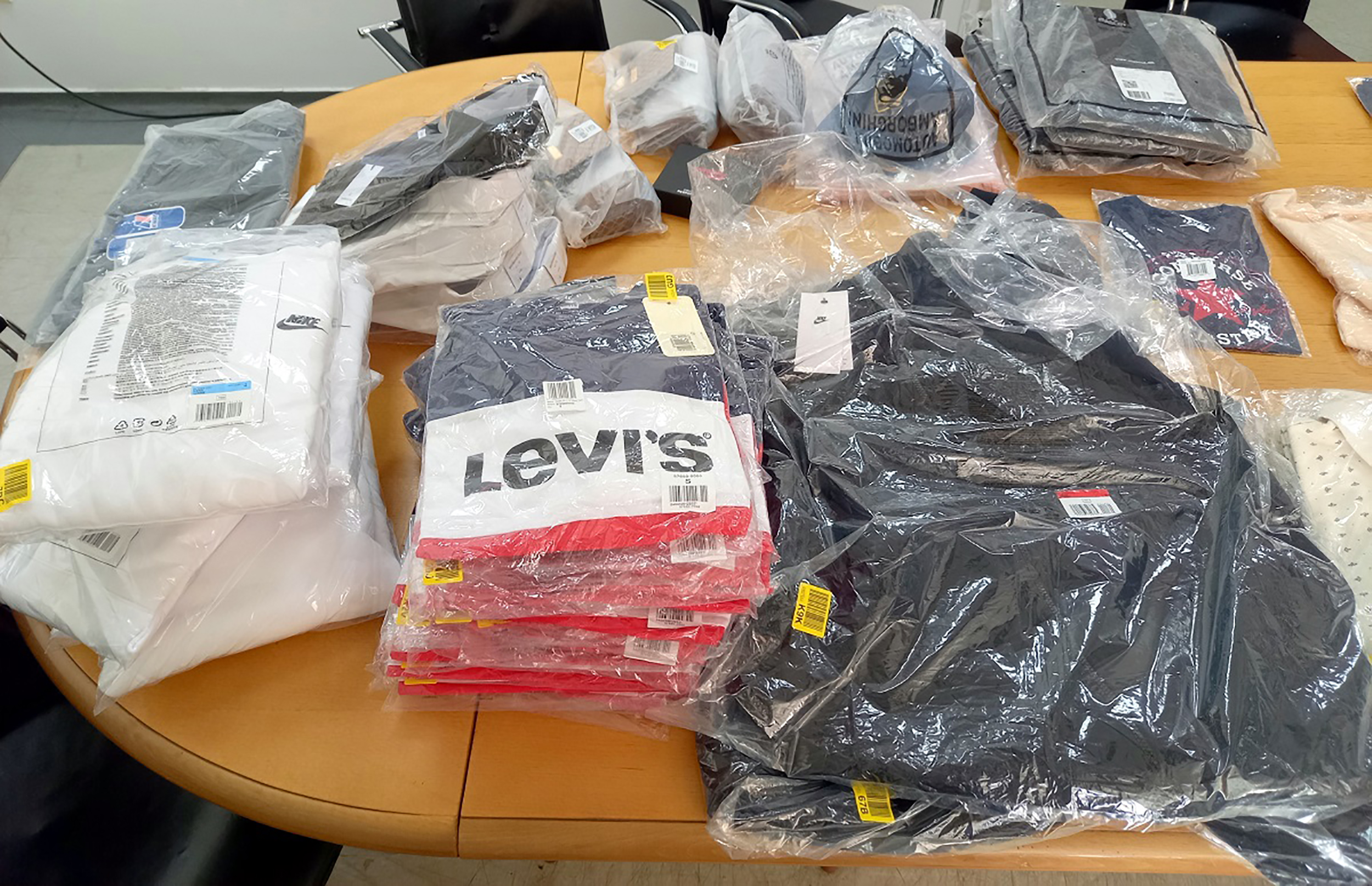 5._deo_zaplenjene_garderobe_Horgos