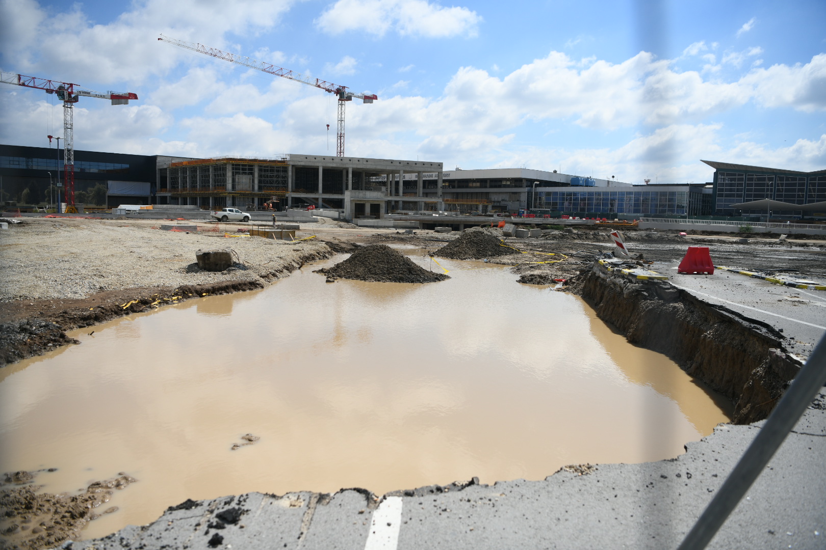 Beograd 06. jul 2022. Beogradski aerodrom Nikola Tesla Foto:Vesna Lalić/Nova.rs
