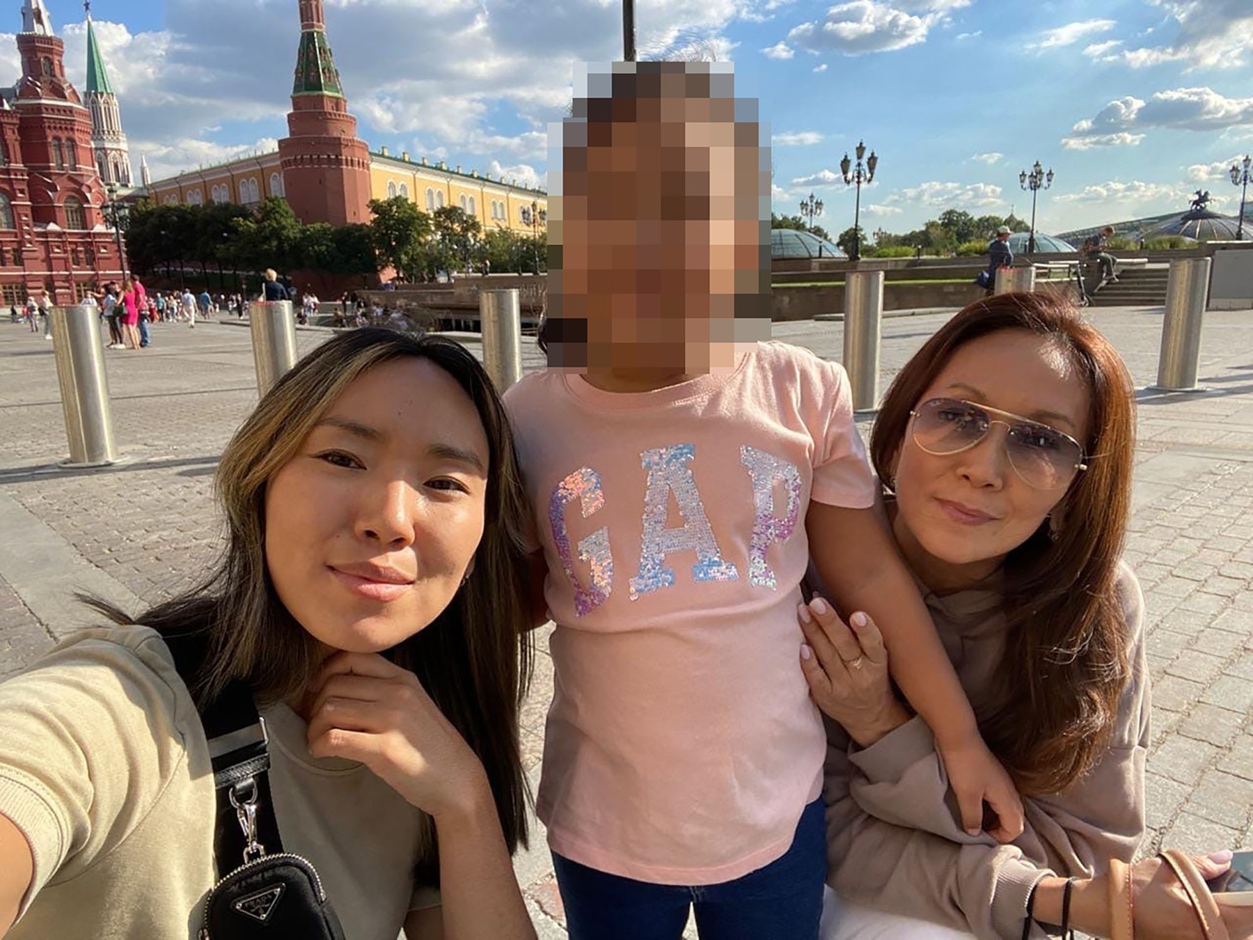 Aisen Innokentyev, 21, son of the head of Nyubinsky district, Yakutia, Alexei Innokentyev, 53, attacked his mother Nadezhda Innokentyeva, 51, and sister Anzhelika Popova, 31, mother of one, with a knife. Anzhelika died at the spot, Nadezhda died of the wo