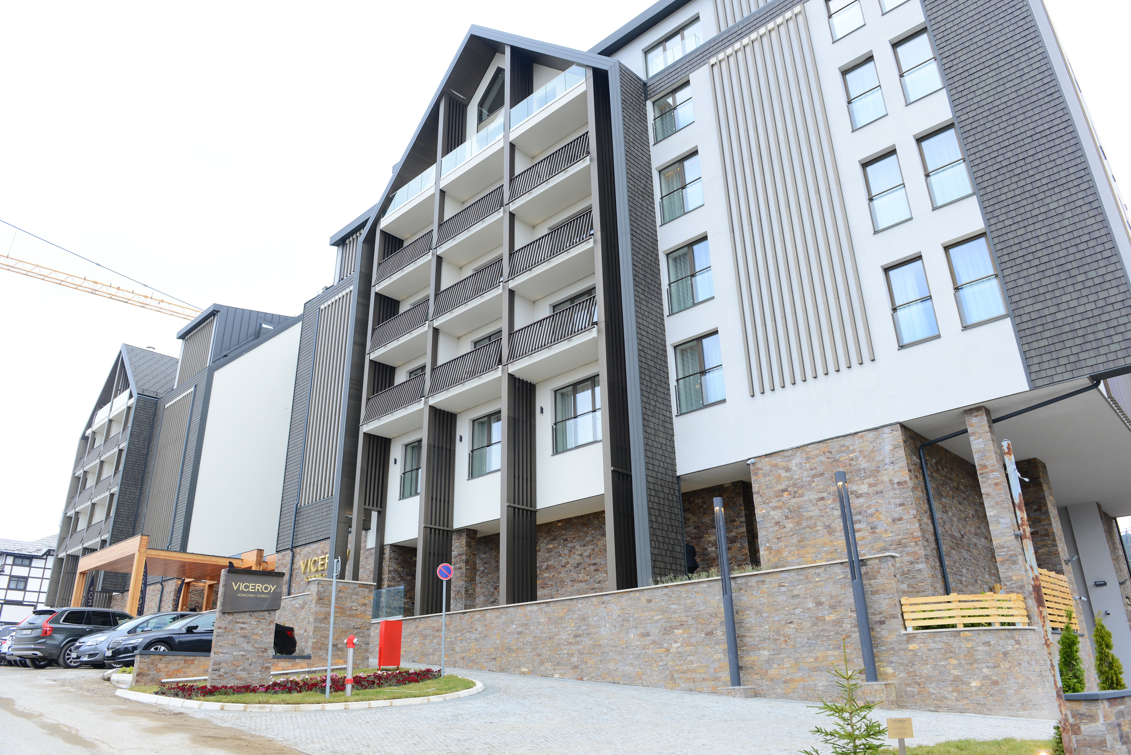 HOTEL "VICEROY KOPAONIK SRBIJA"