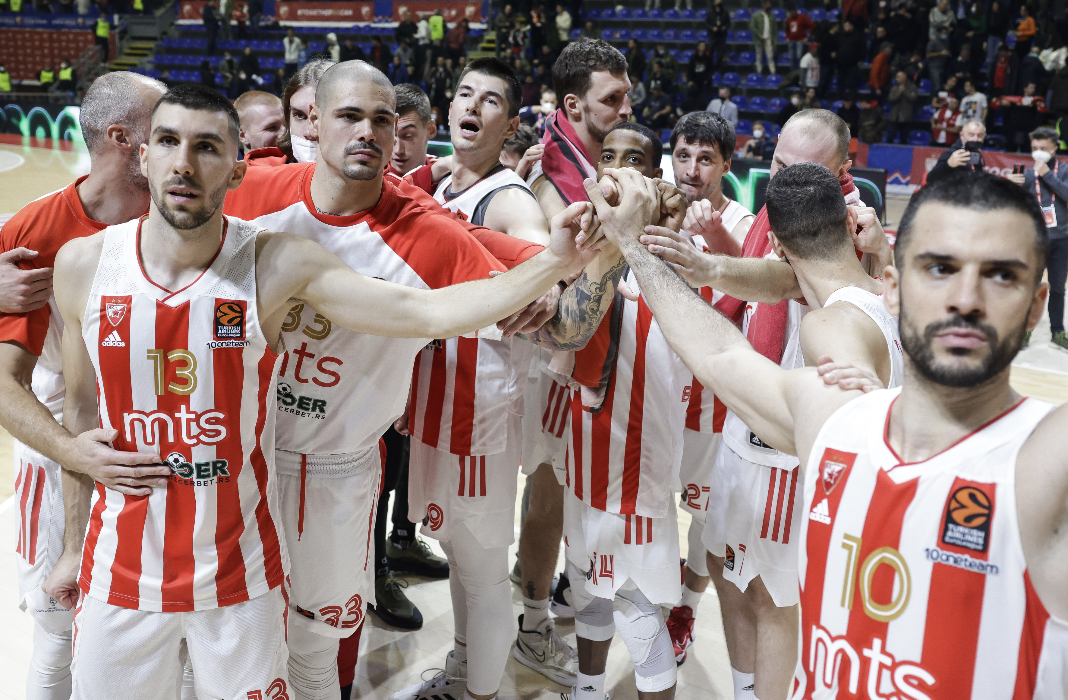 Crvena Zvezda v Olympiacos Piraeus-Euroleague 2021/22