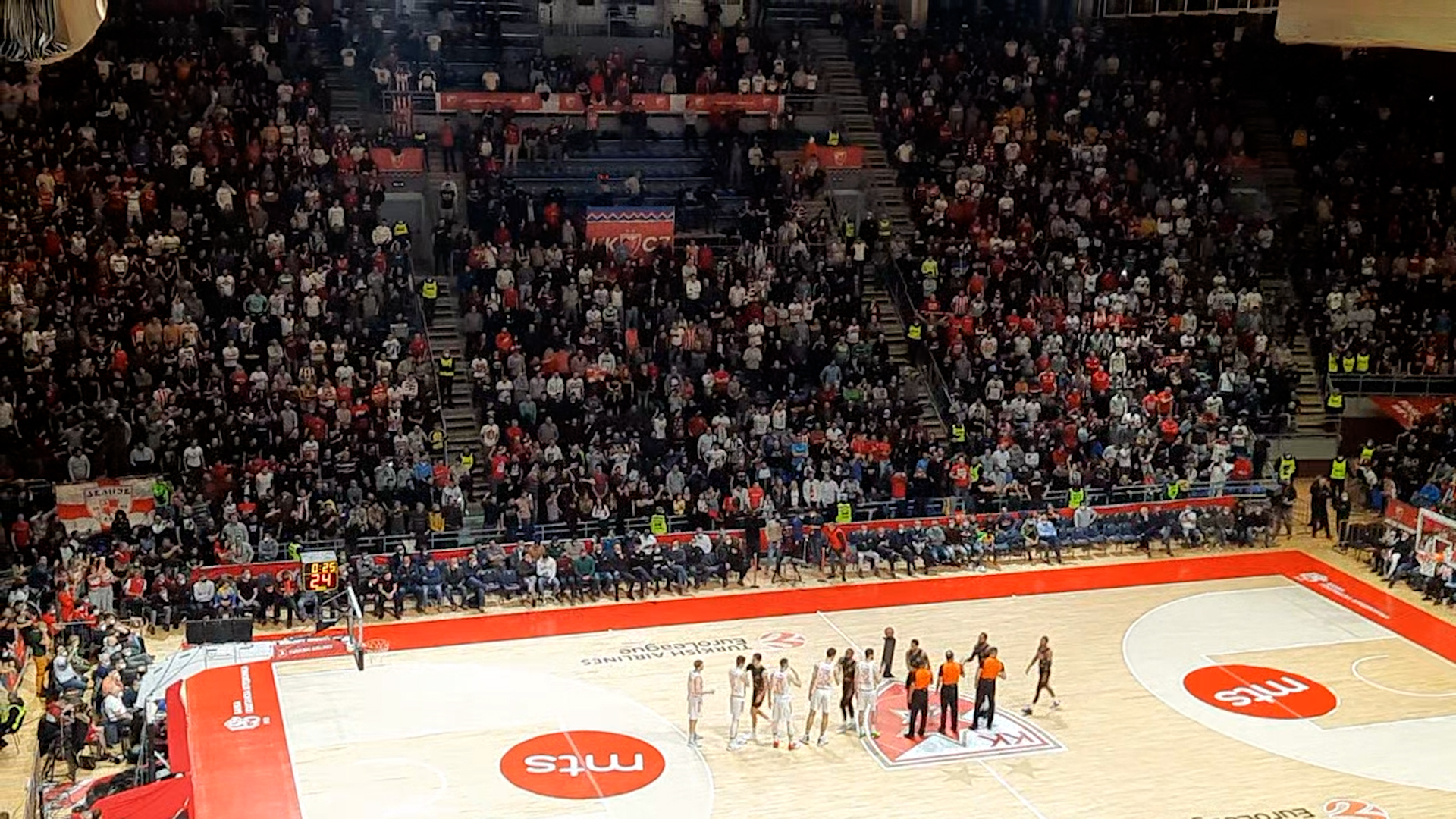 atmosfera_pre_zvezda_bajern_ik