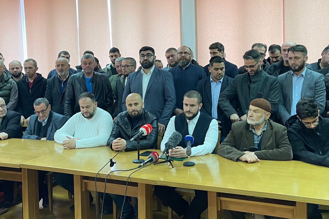 Predsednik Stranke pravde i pomirenja Usame Zukorlić  Porodica Zukorlić: Sumnjamo da je muftija otrovan