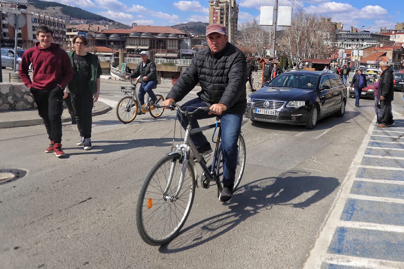 novi pazar 12.04.2022  Reakcije građana na vest o mogućem trovanju Zukorlića
