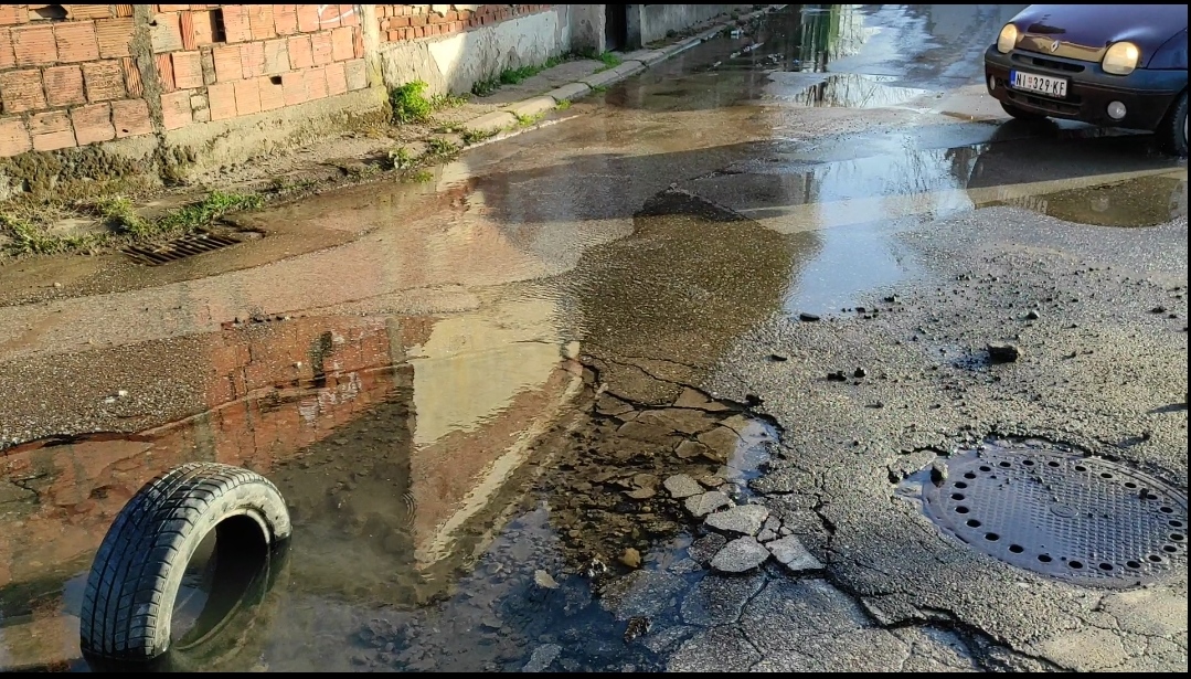 Deo Niša bez vode više od 12 sati, građani besni – cevi stalno pucaju