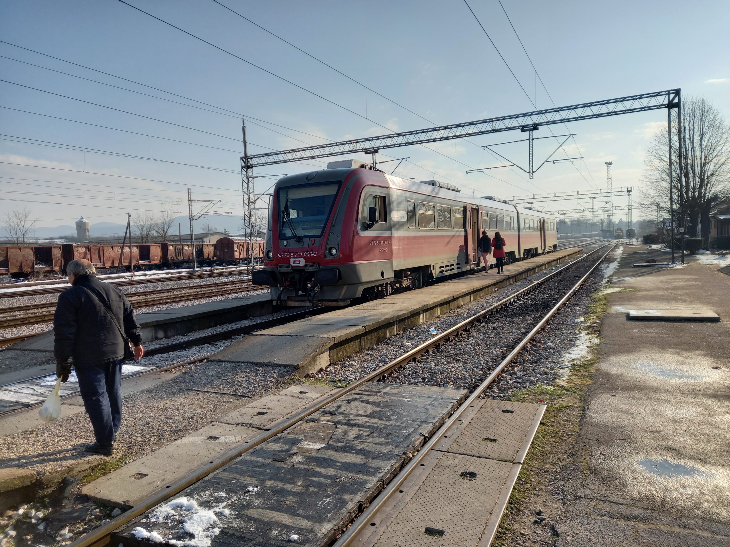Povukli voz iz Kraljeva da saobraća na brzoj pruzi, jer novih vozova nema Ruska dizelka, Kraljevo naslov