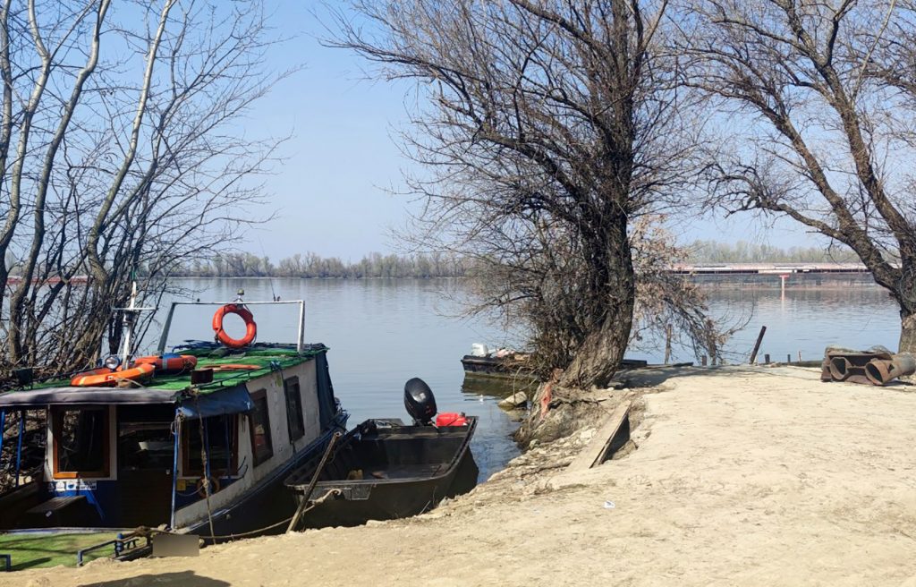 Smederevo, akcija Plovne reke, nedozvoljeno skladištenje robe, dizel, gorivo Foto: MUP