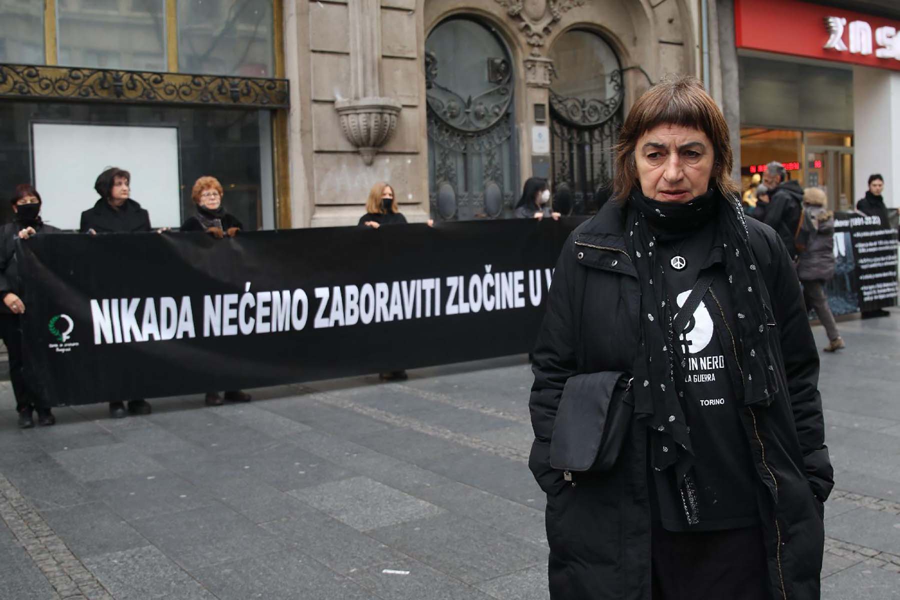 Zene u crnom