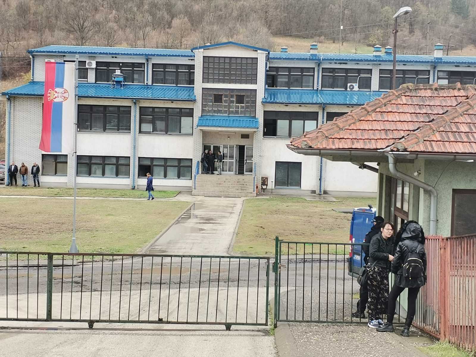 IMG-83611d4f680ff681f03b746a162d06d6-V